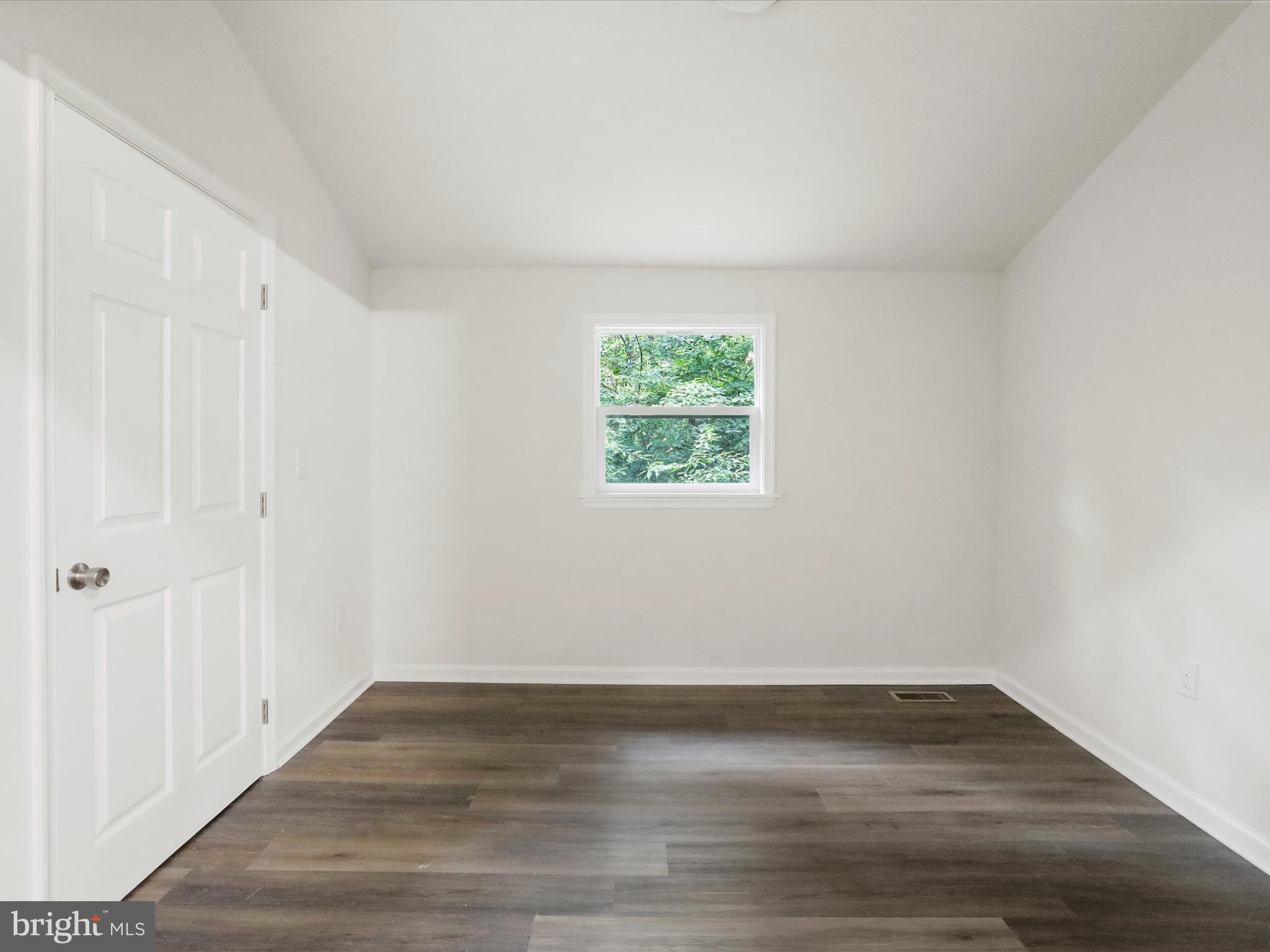 GLENWOOD FOREST - Residential