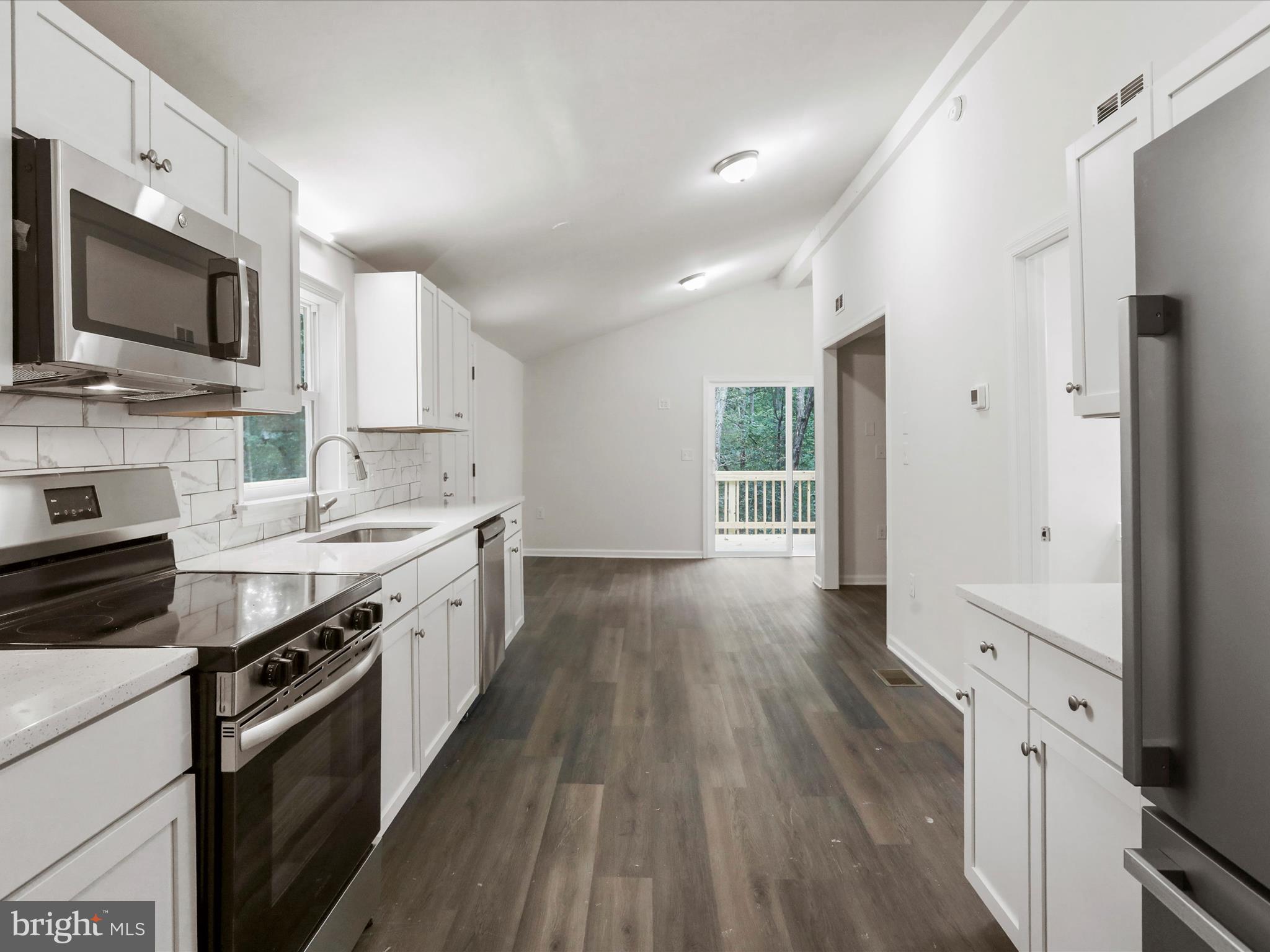 GLENWOOD FOREST - Residential