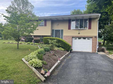 Homes For Sale - 41 Fairway Drive<br/> Lebanon County, JONESTOWN, PA 17038