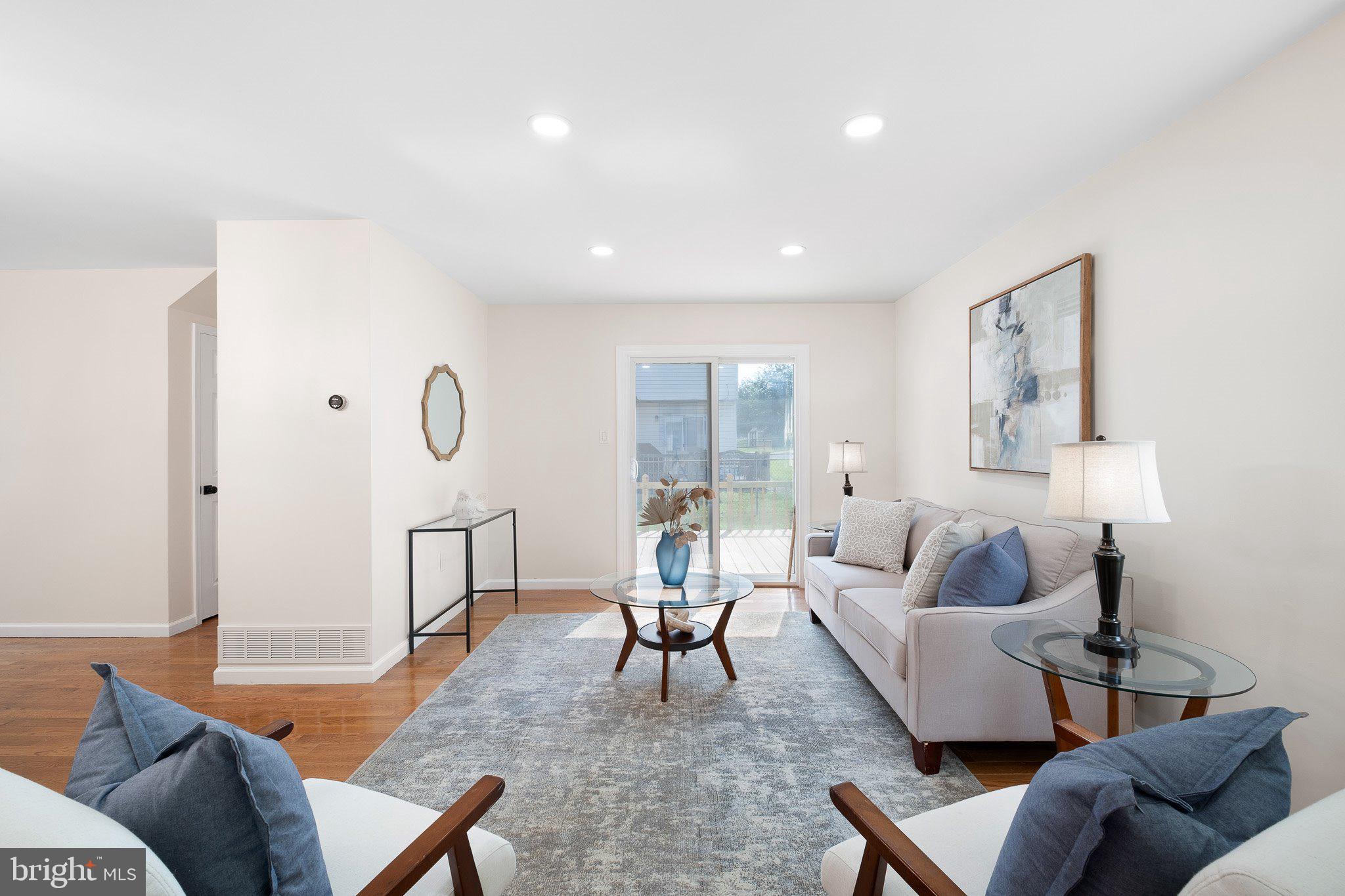 13 IRIS LANE