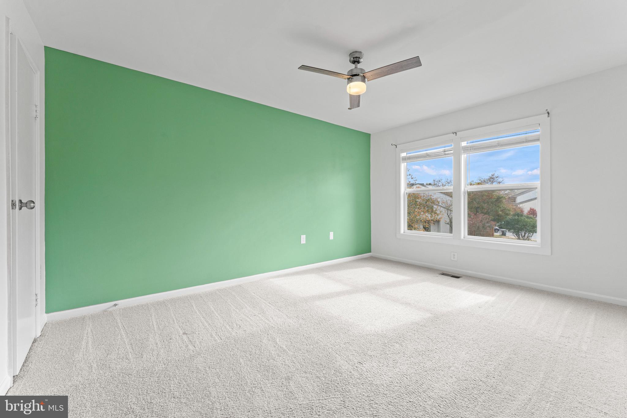 STONINGTON CONDOMINIUMS - Residential Lease