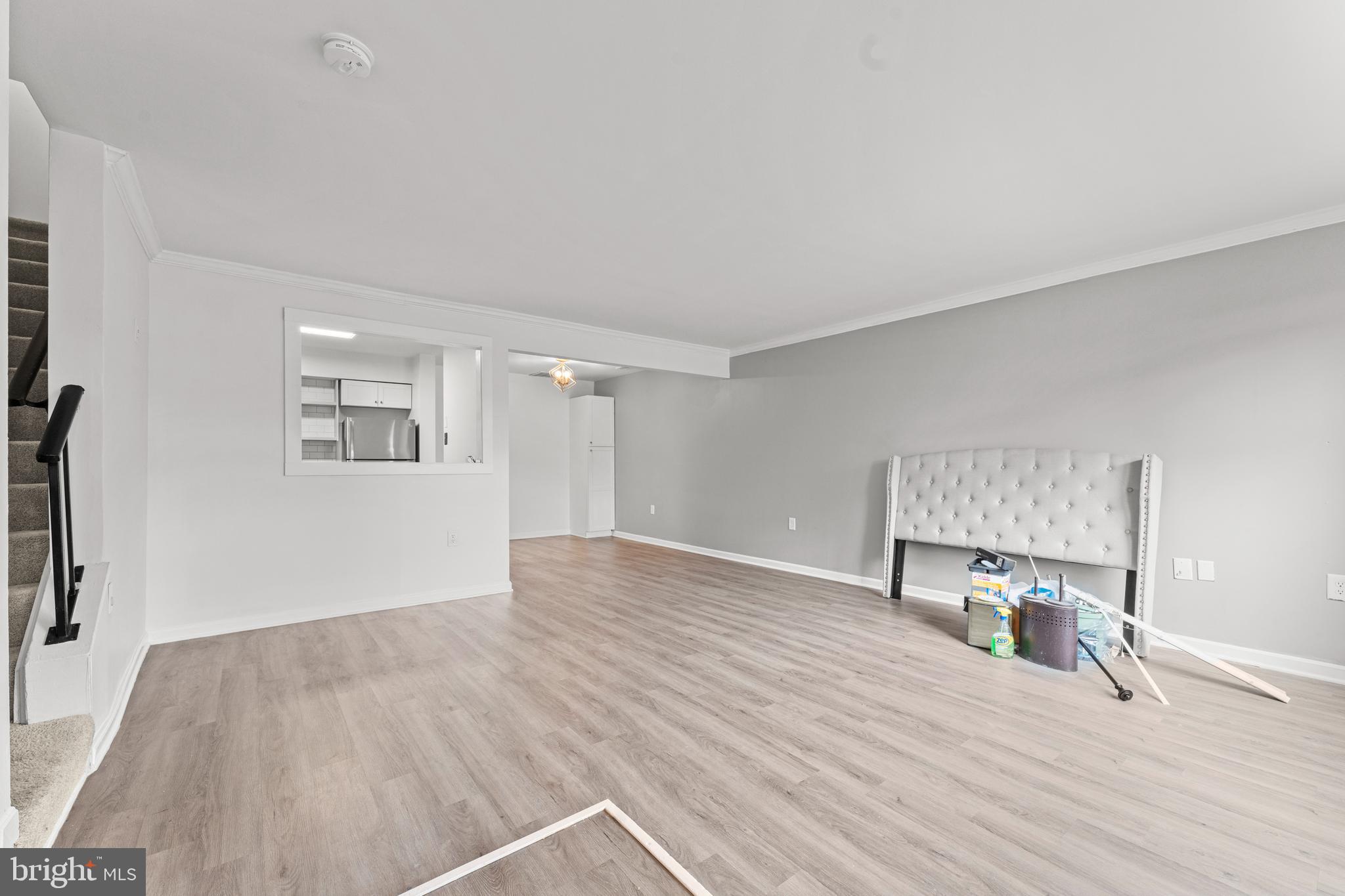 STONINGTON CONDOMINIUMS - Residential Lease