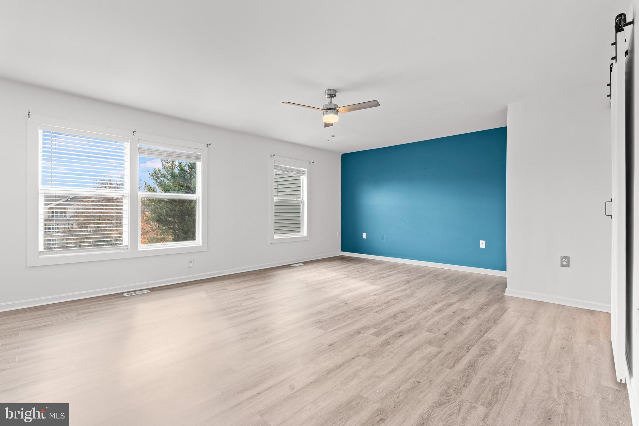 STONINGTON CONDOMINIUMS - Residential Lease