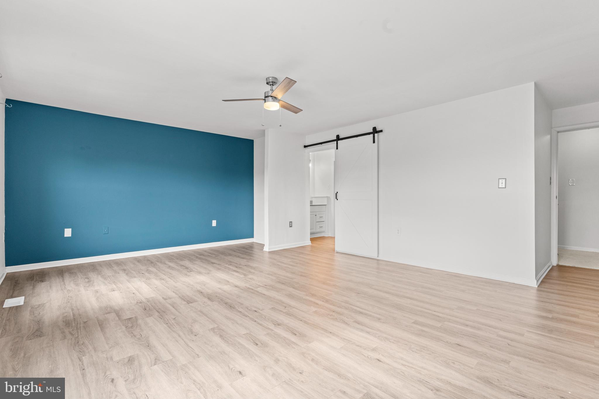 STONINGTON CONDOMINIUMS - Residential Lease