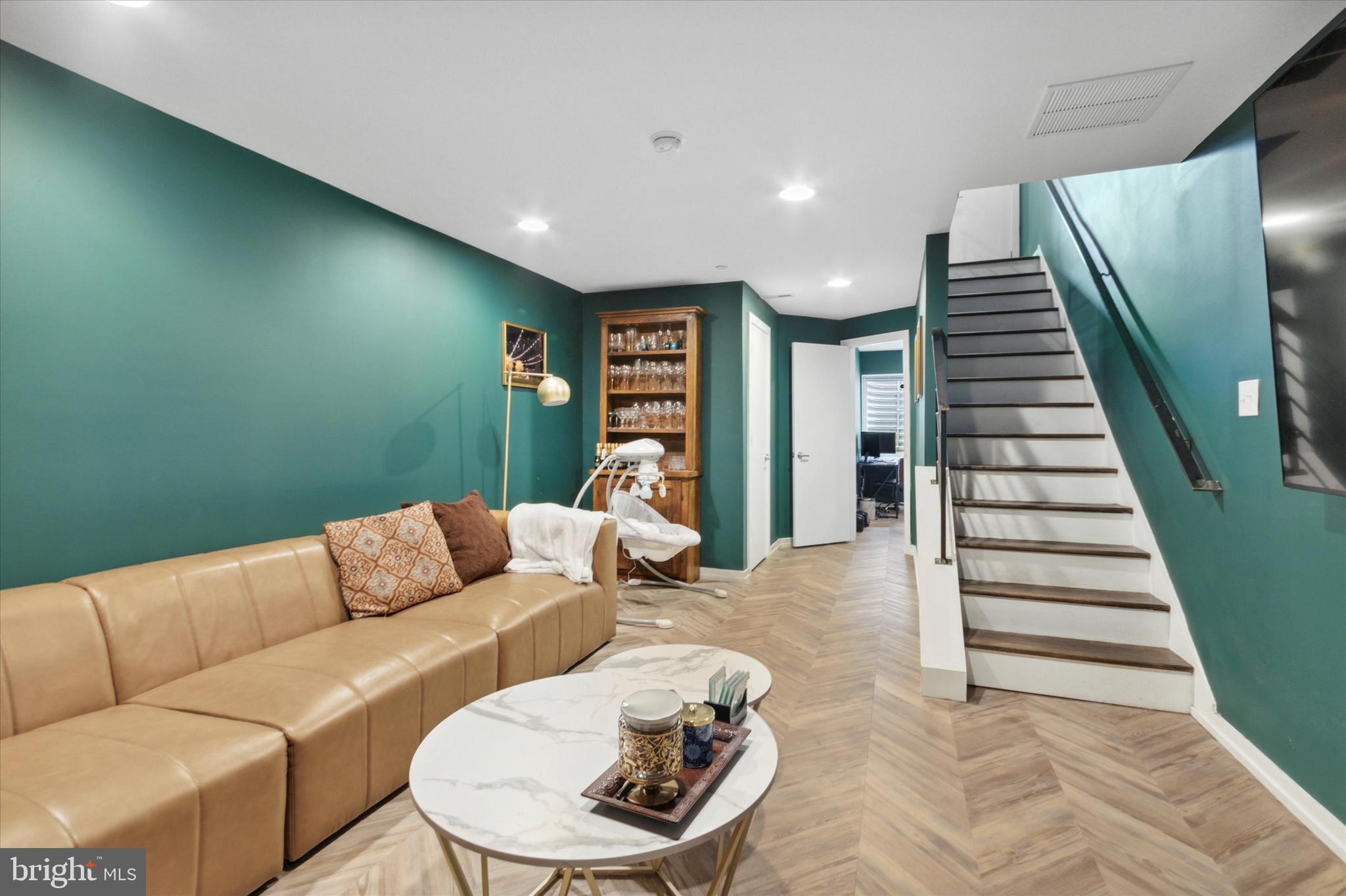 FISHTOWN - Residential Lease