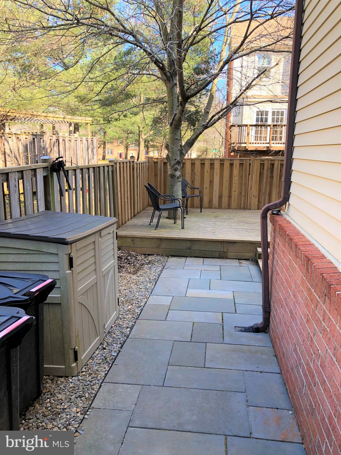 HUNTER VILLAGE - Residential