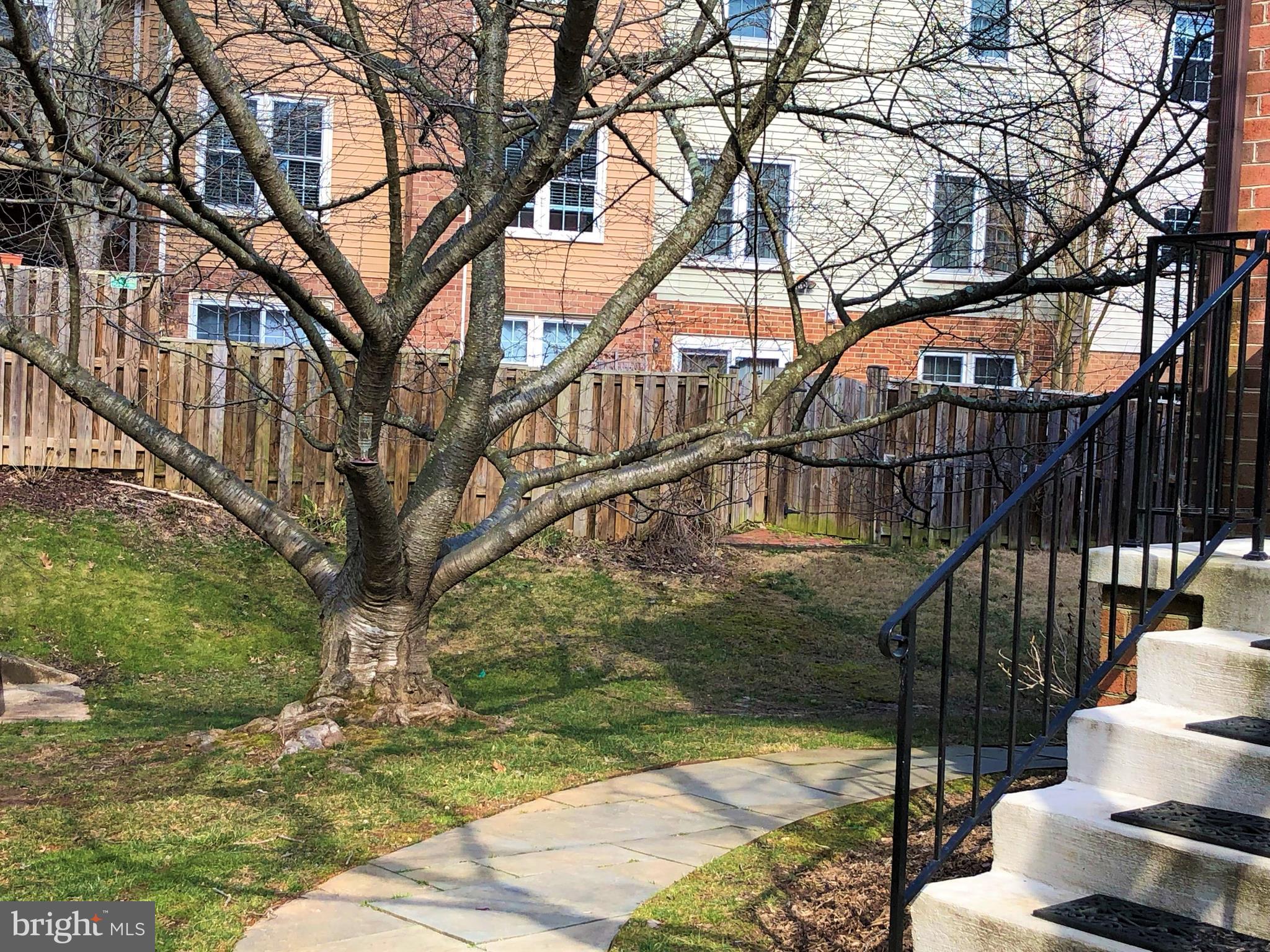 HUNTER VILLAGE - Residential