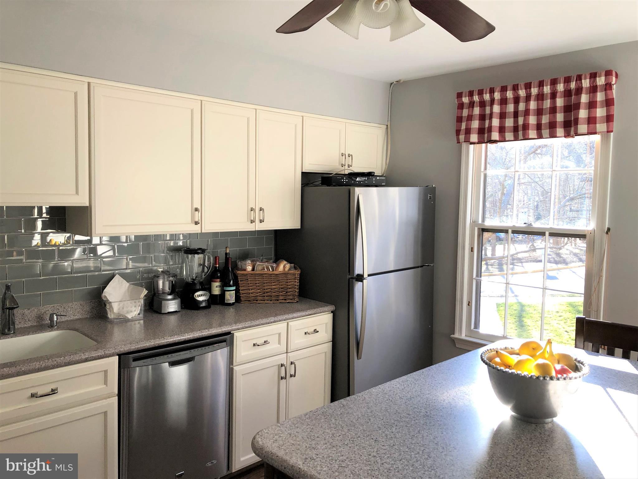 HUNTER VILLAGE - Residential