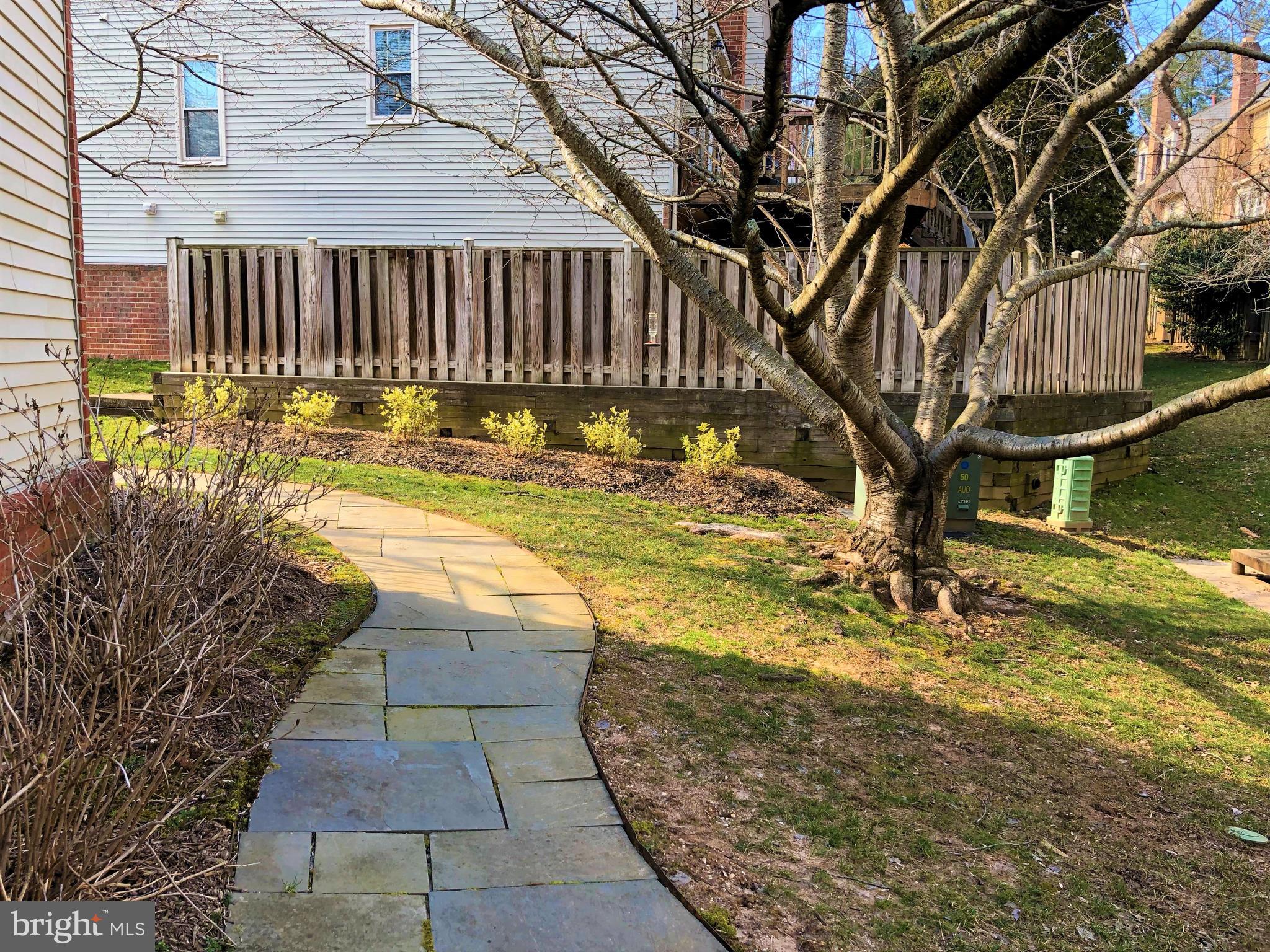 HUNTER VILLAGE - Residential