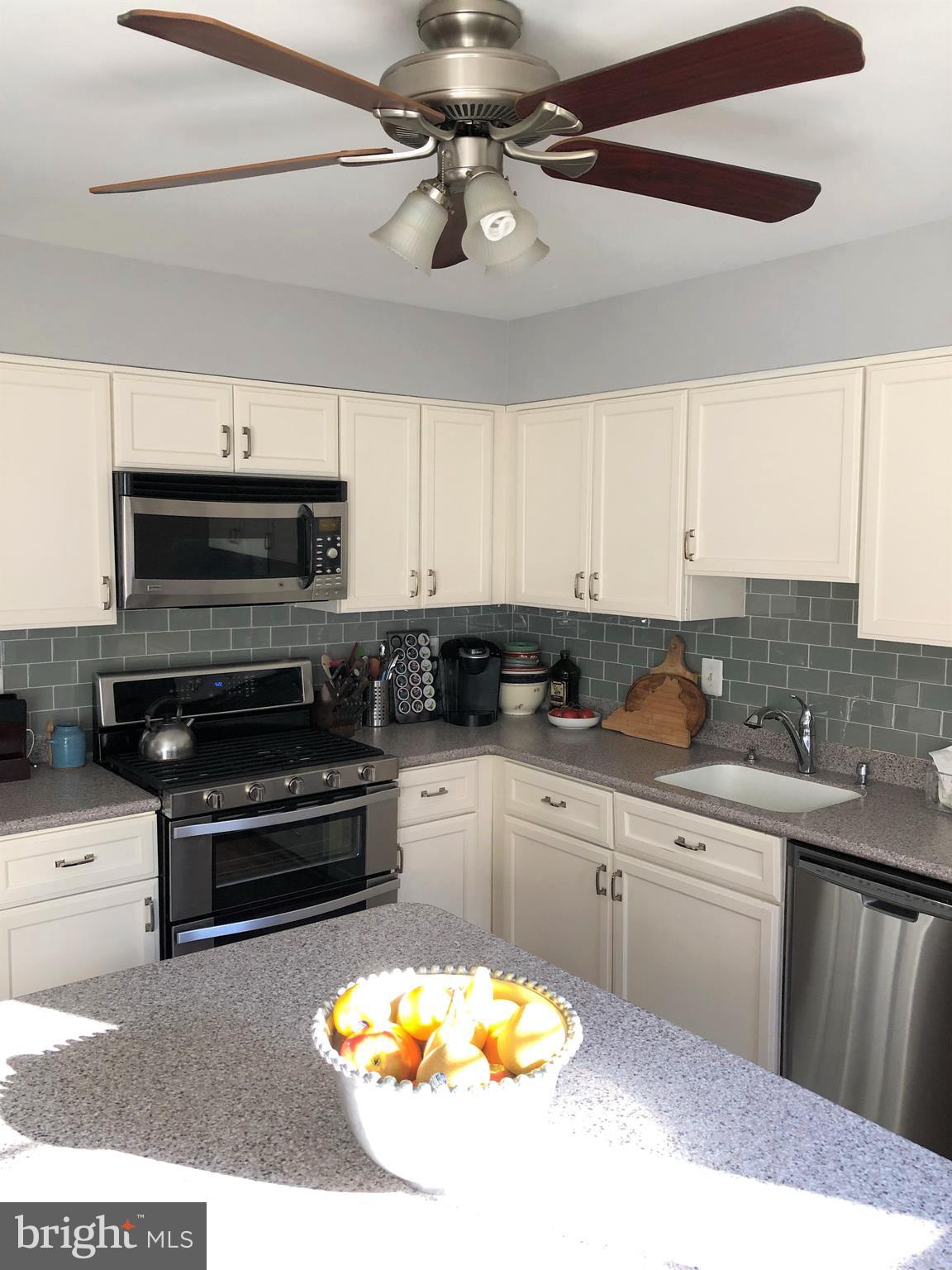 HUNTER VILLAGE - Residential