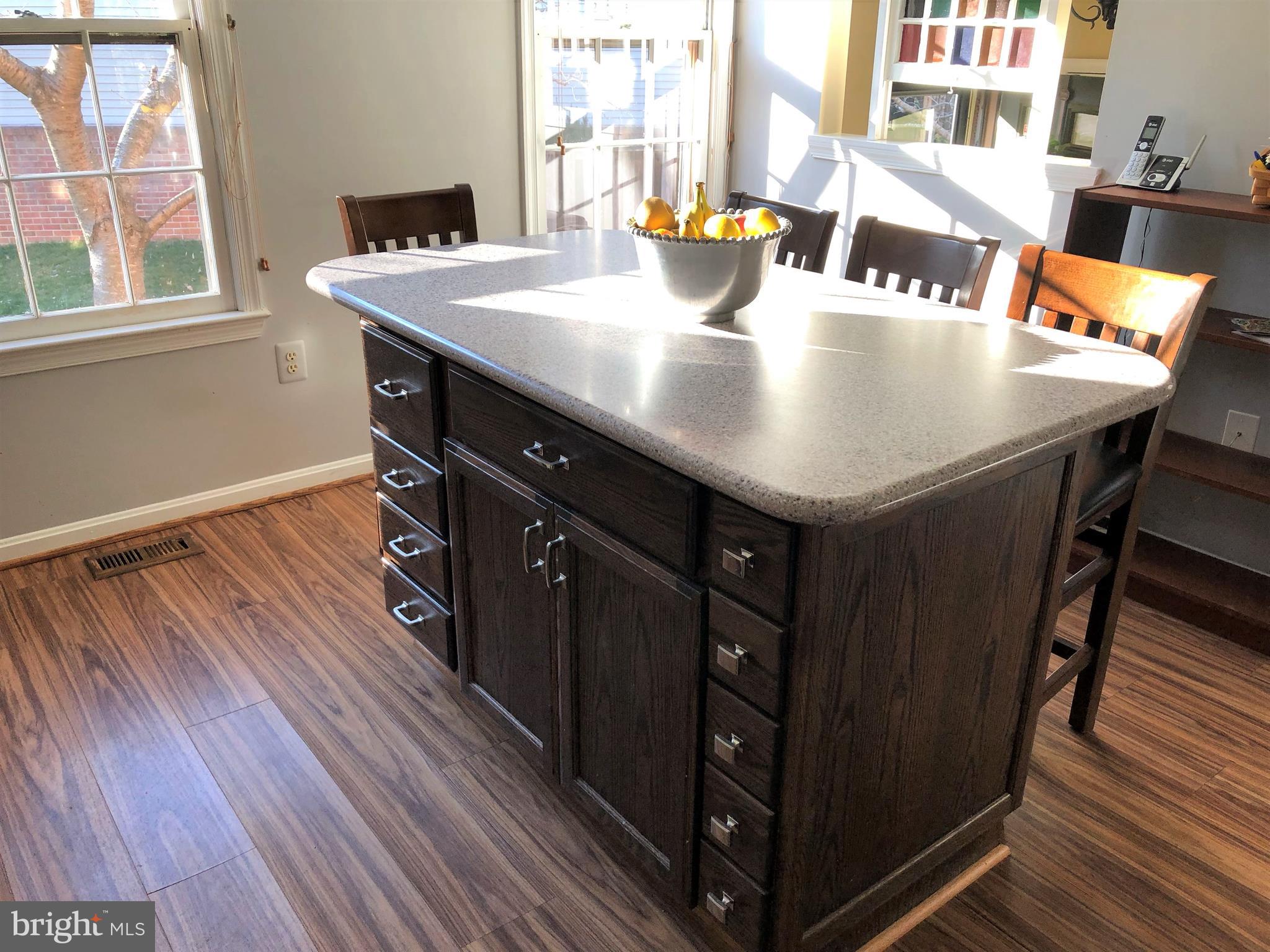 HUNTER VILLAGE - Residential