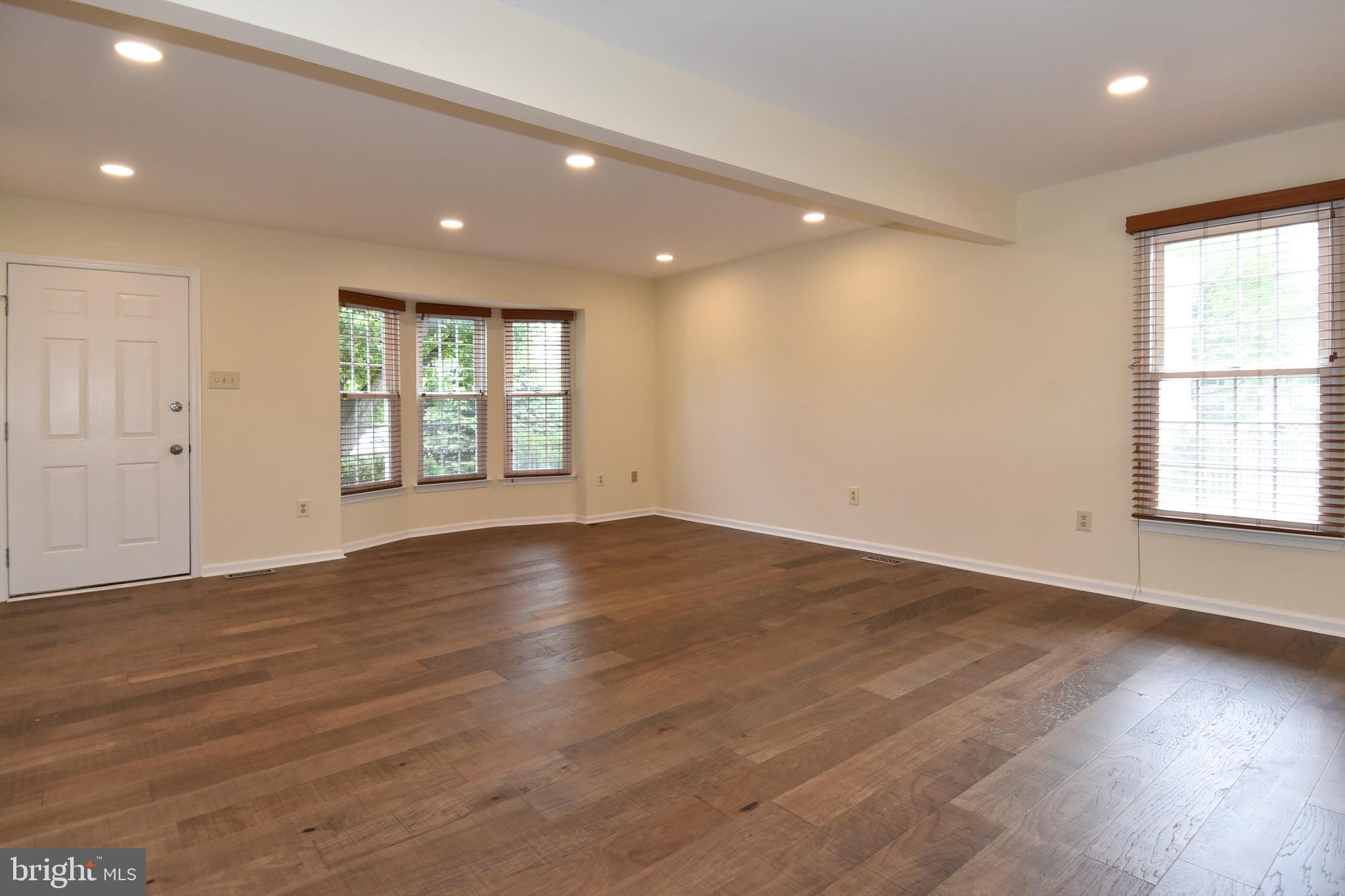 ROBIN MEADOWS - Residential Lease