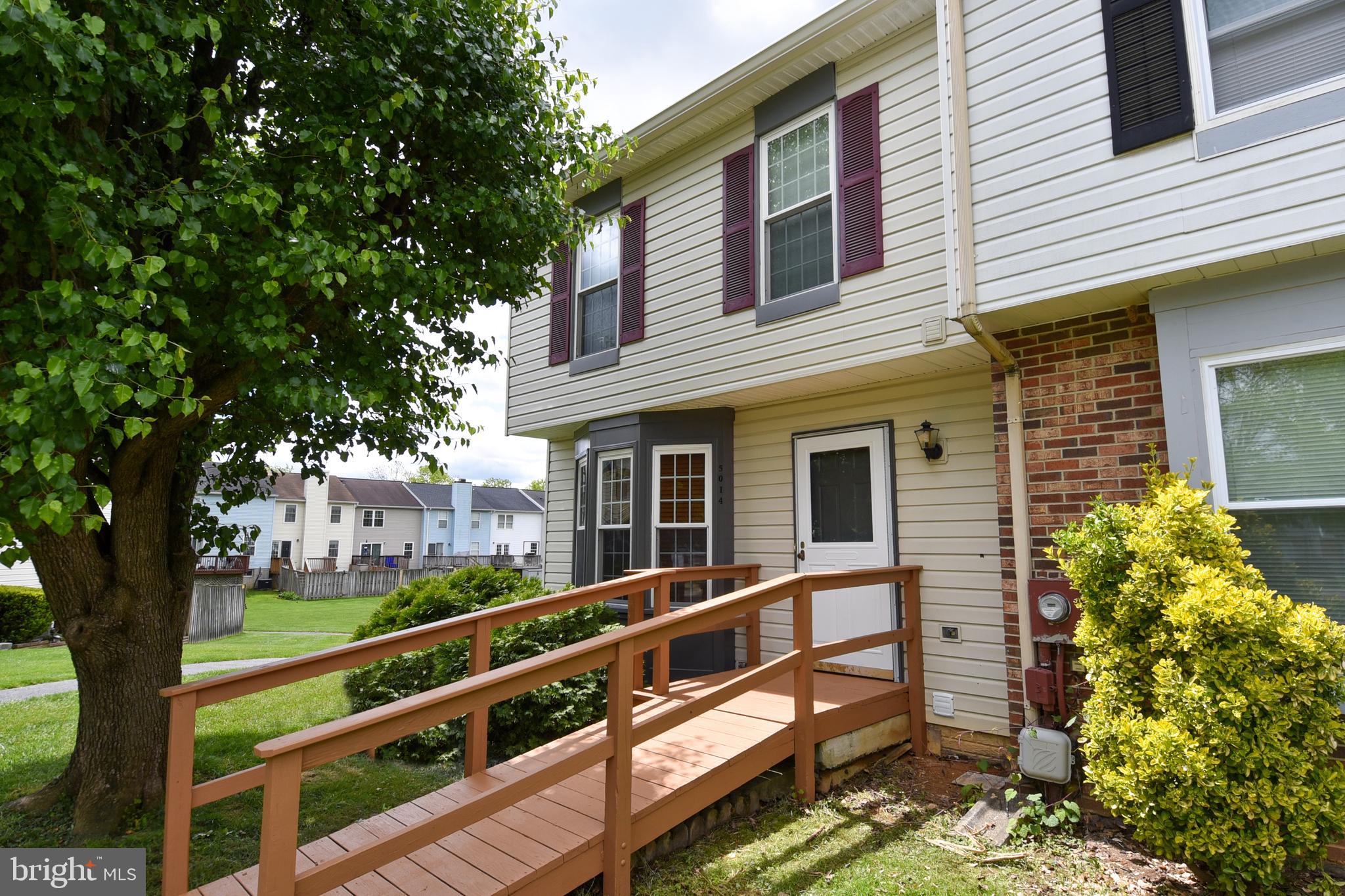 ROBIN MEADOWS - Residential Lease