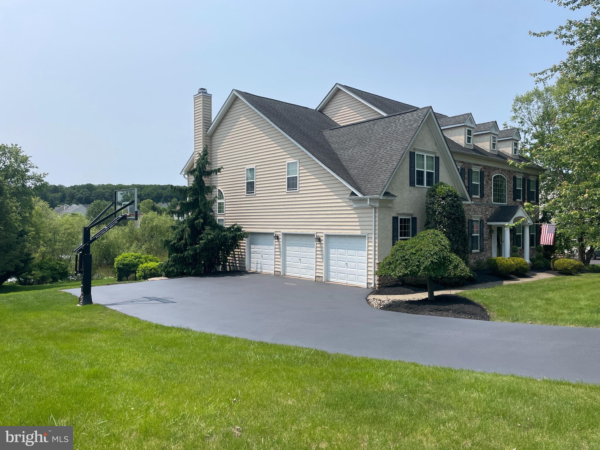916 NOTTINGHAM ROAD