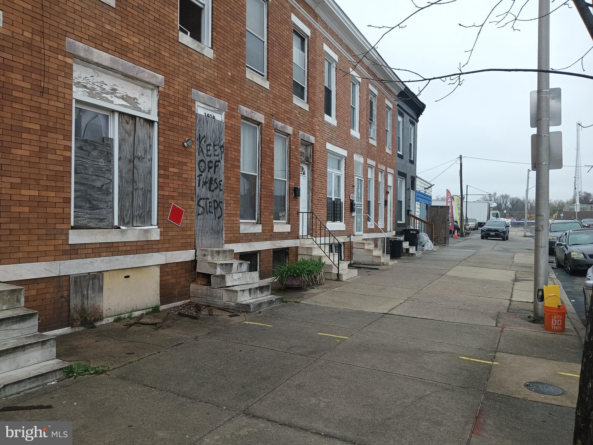 BROADWAY EAST - Residential