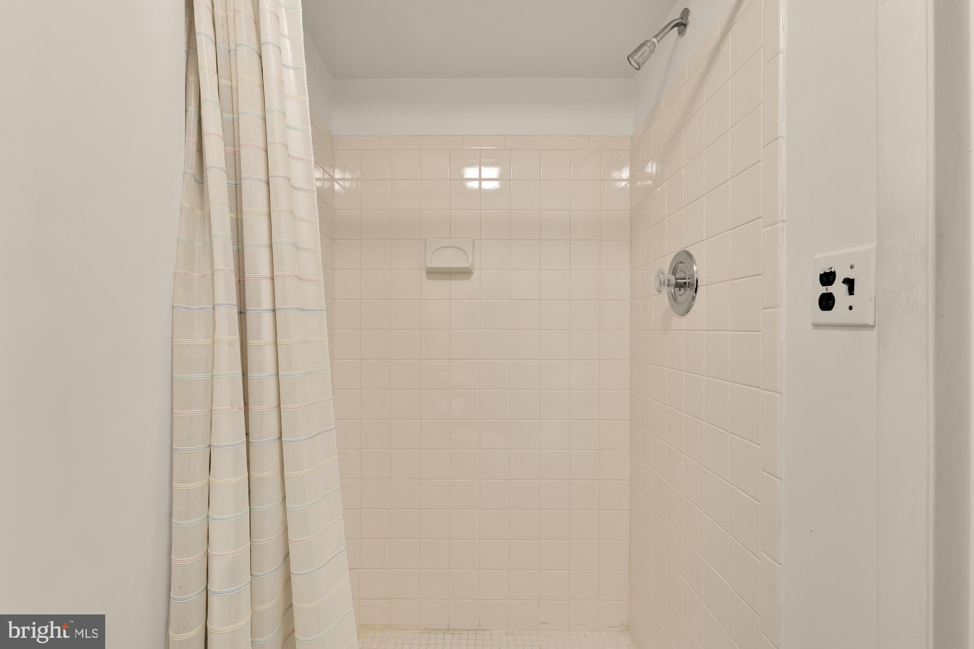 COLESVILLE - Residential