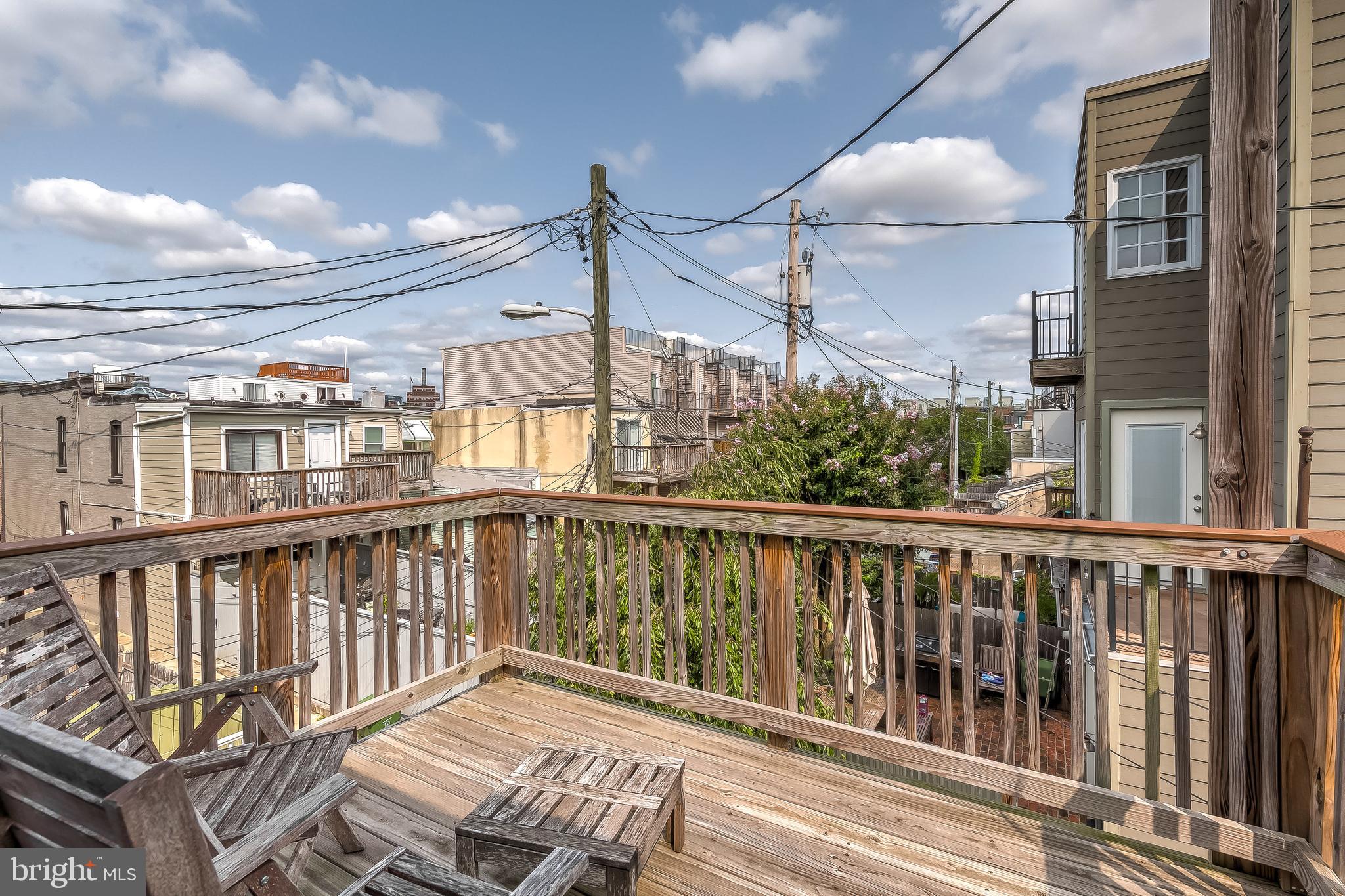 LOCUST POINT - Residential