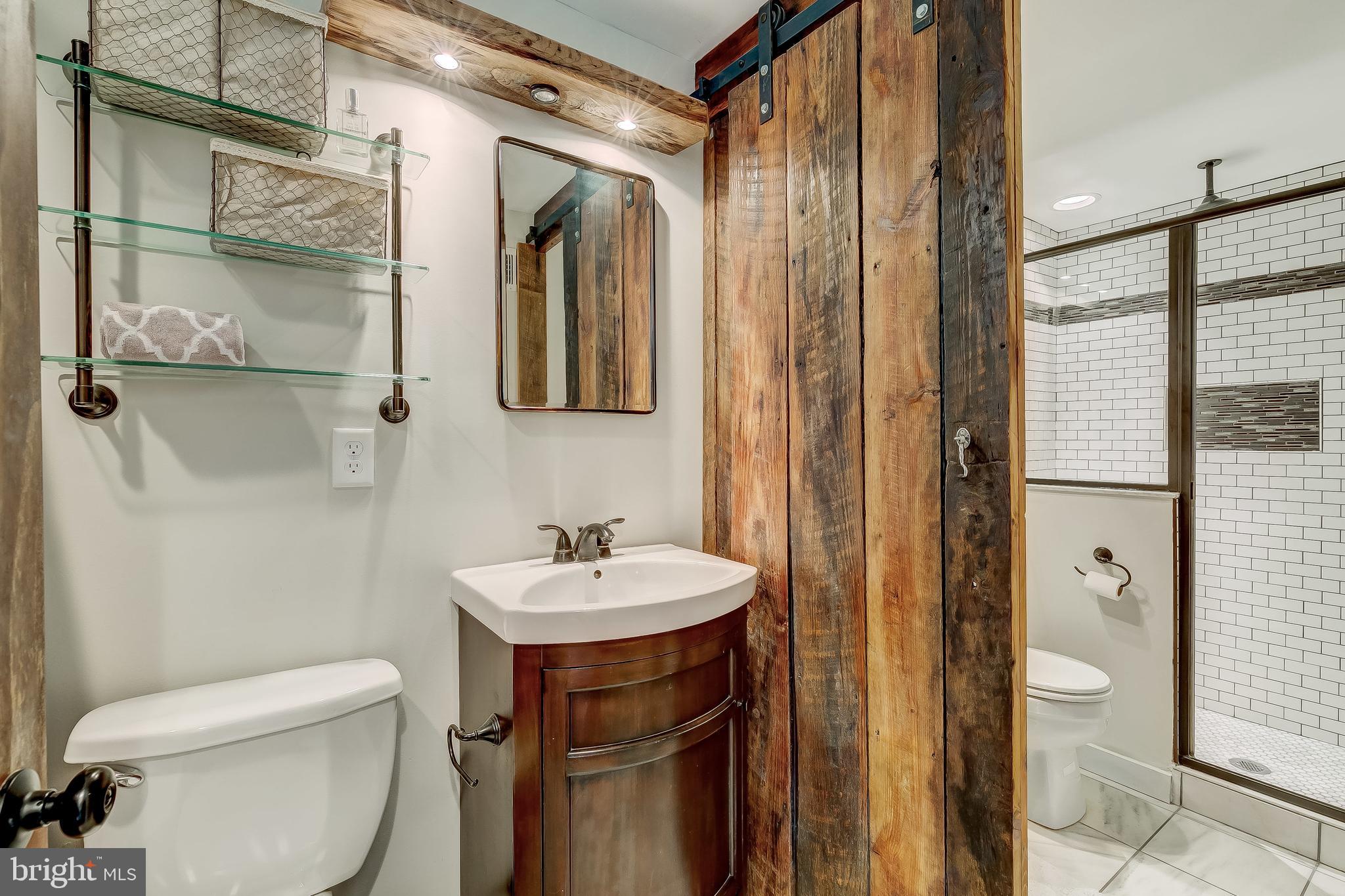 LOCUST POINT - Residential