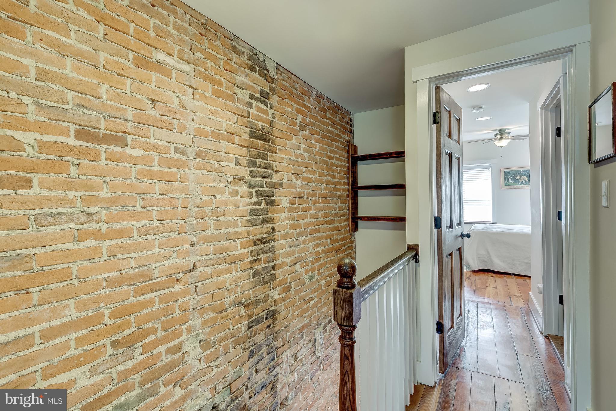 LOCUST POINT - Residential