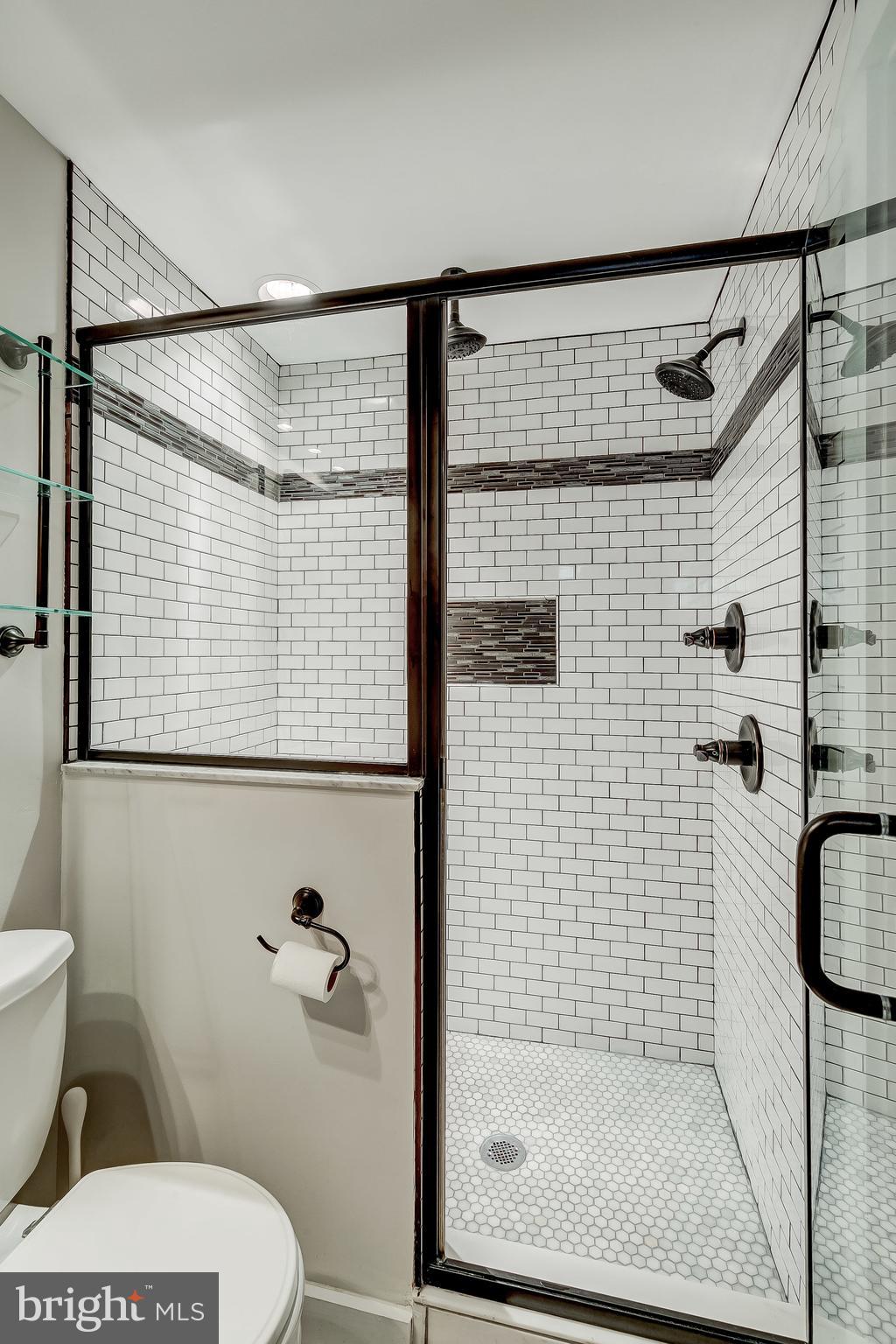 LOCUST POINT - Residential