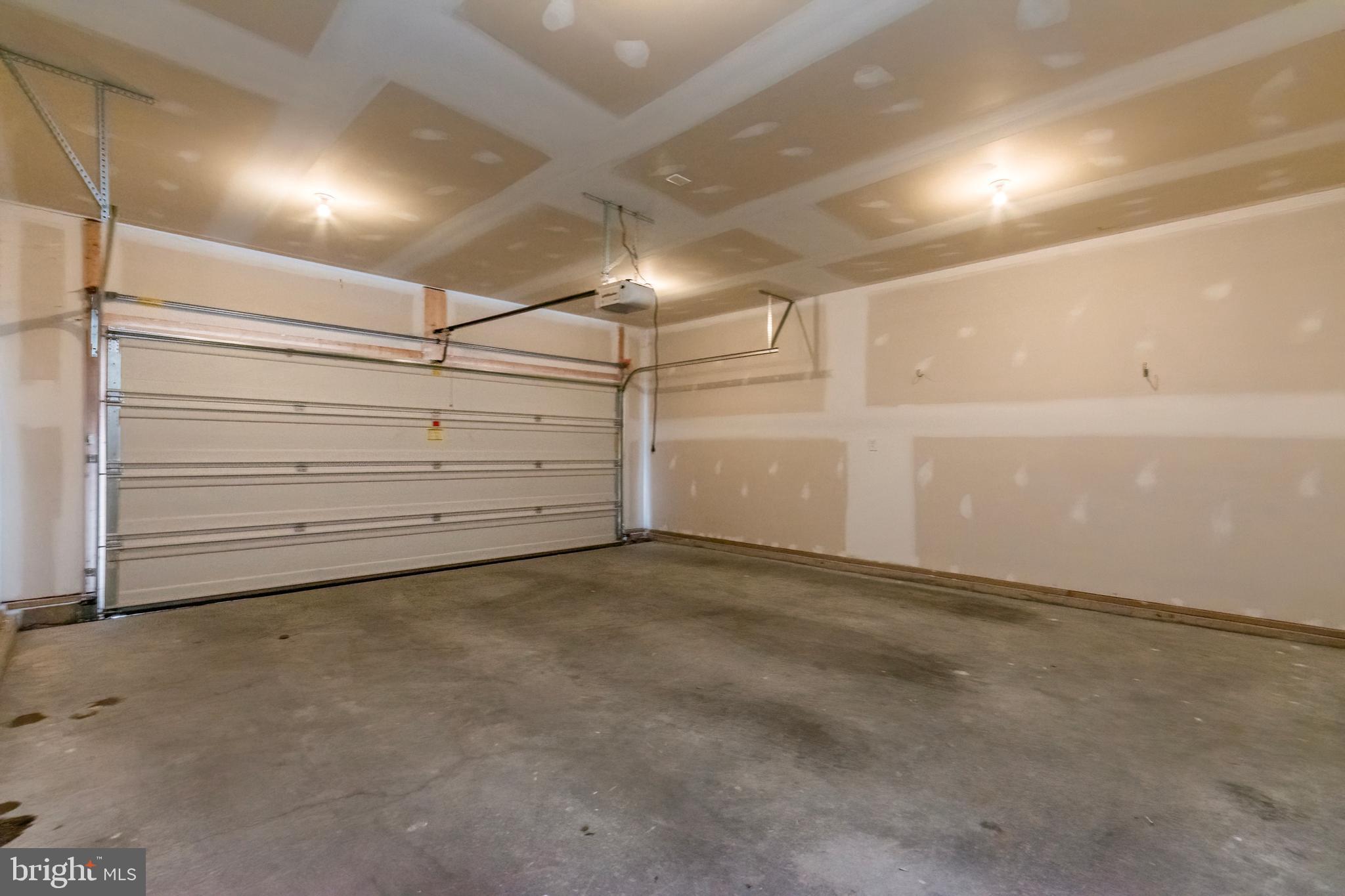 HERITAGE HILLS - Residential