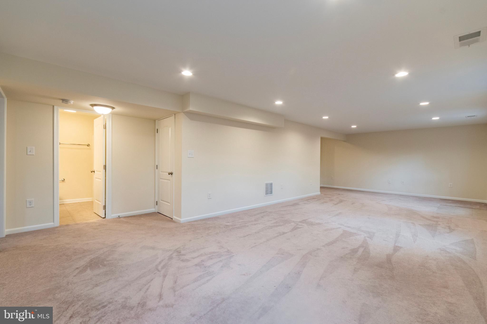 HERITAGE HILLS - Residential