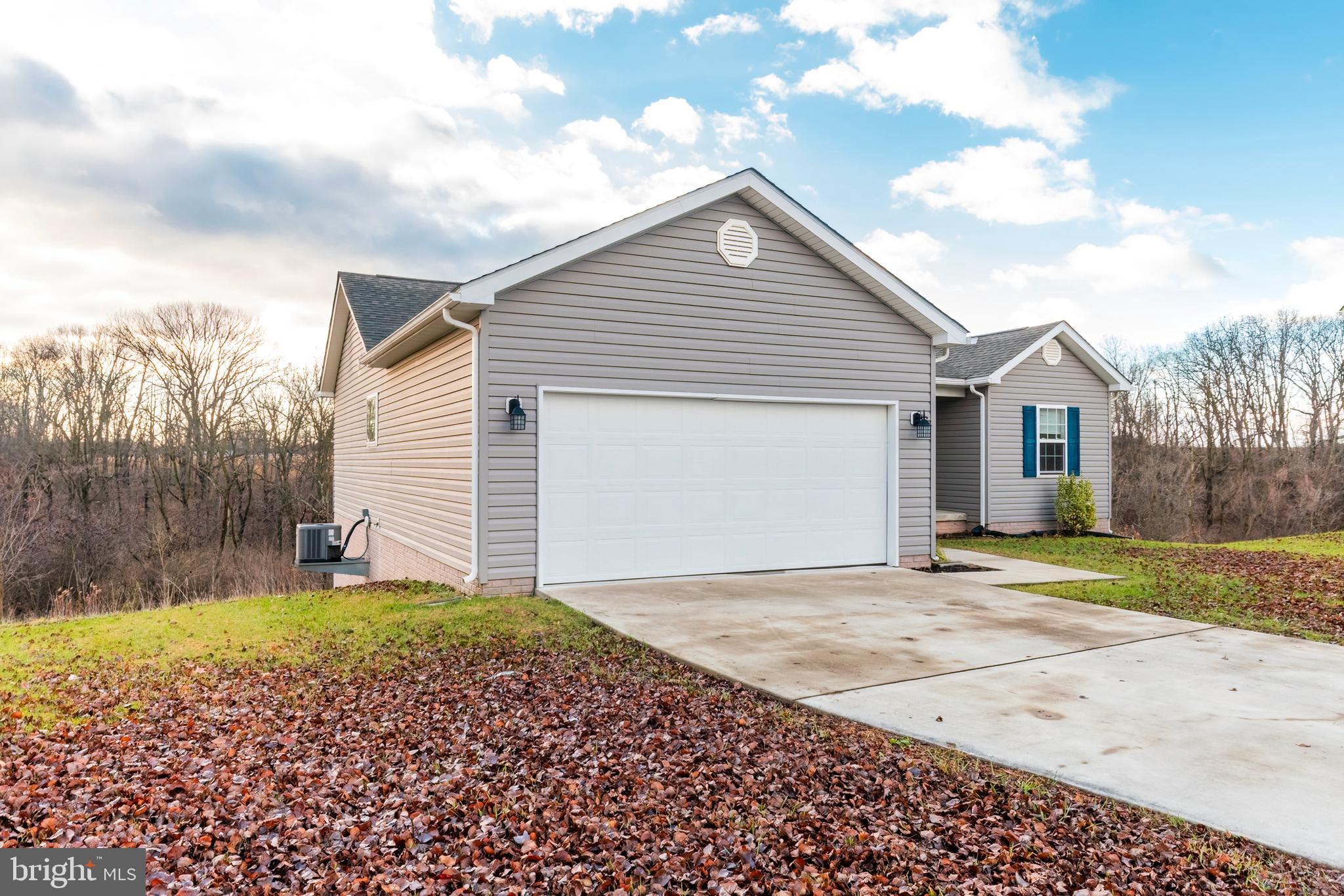 HERITAGE HILLS - Residential