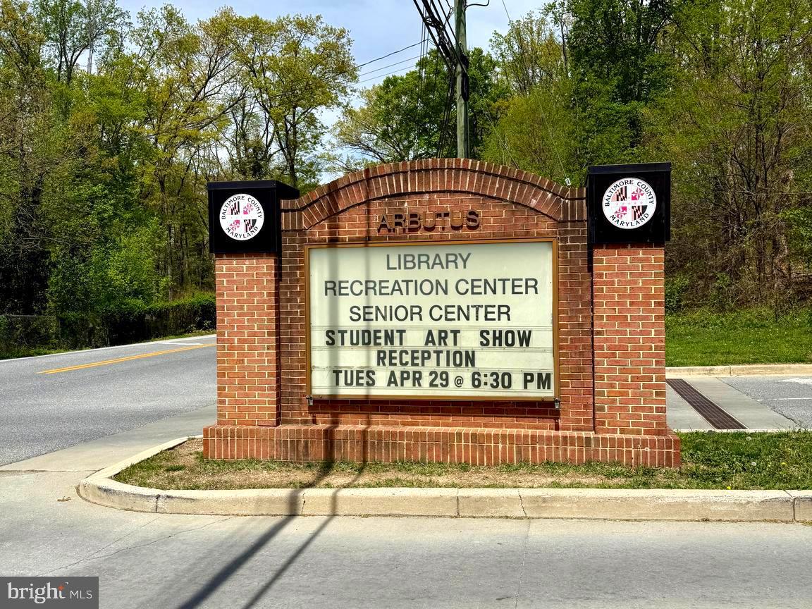ARBOUR MANOR - Residential