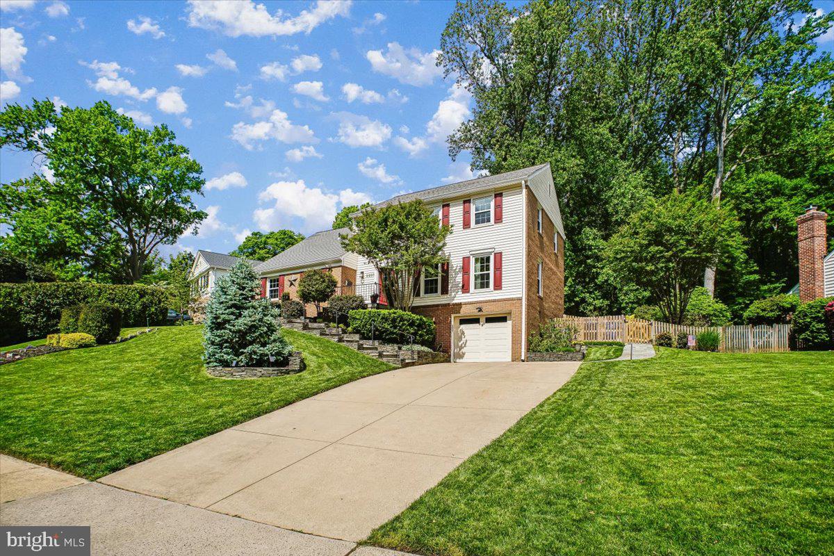 CHAPEL SQUARE - Residential
