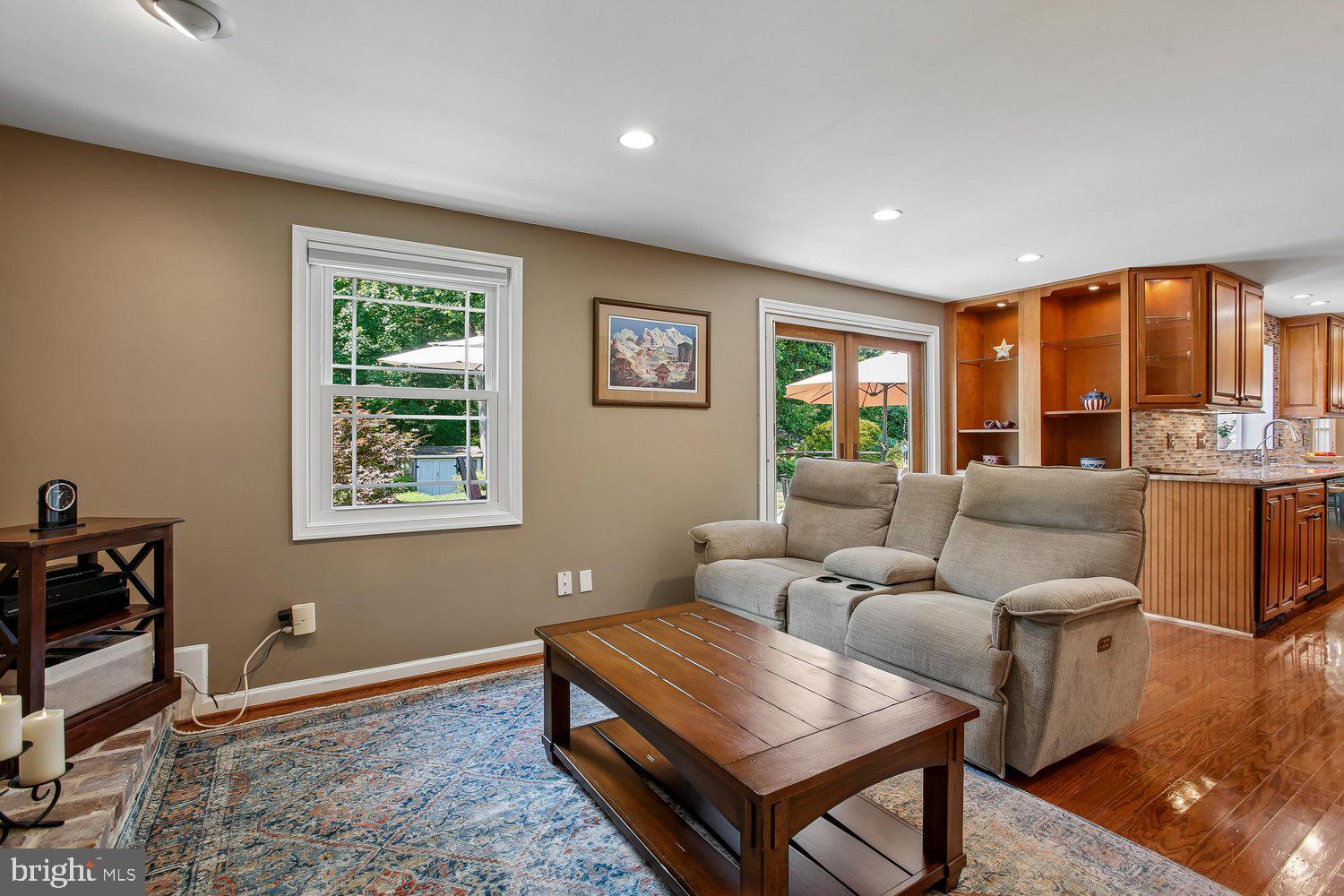 CHAPEL SQUARE - Residential