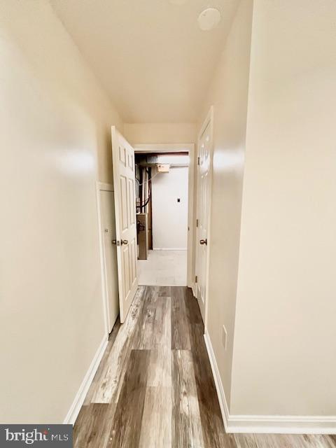 DUMONT OAKS - Residential Lease