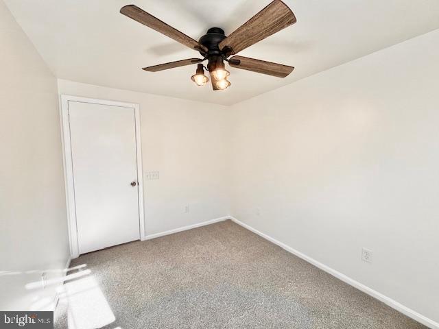 DUMONT OAKS - Residential Lease