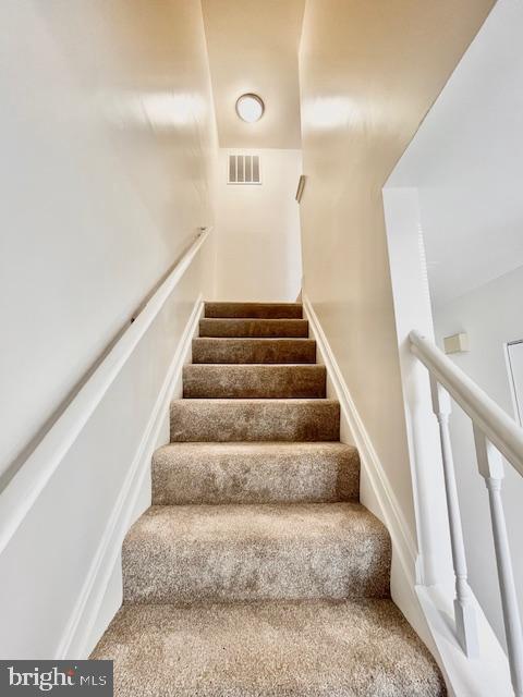 DUMONT OAKS - Residential Lease