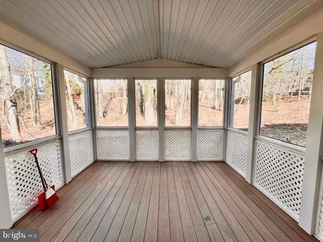 DUMONT OAKS - Residential Lease