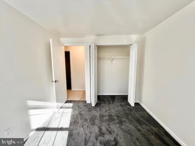 DUMONT OAKS - Residential Lease