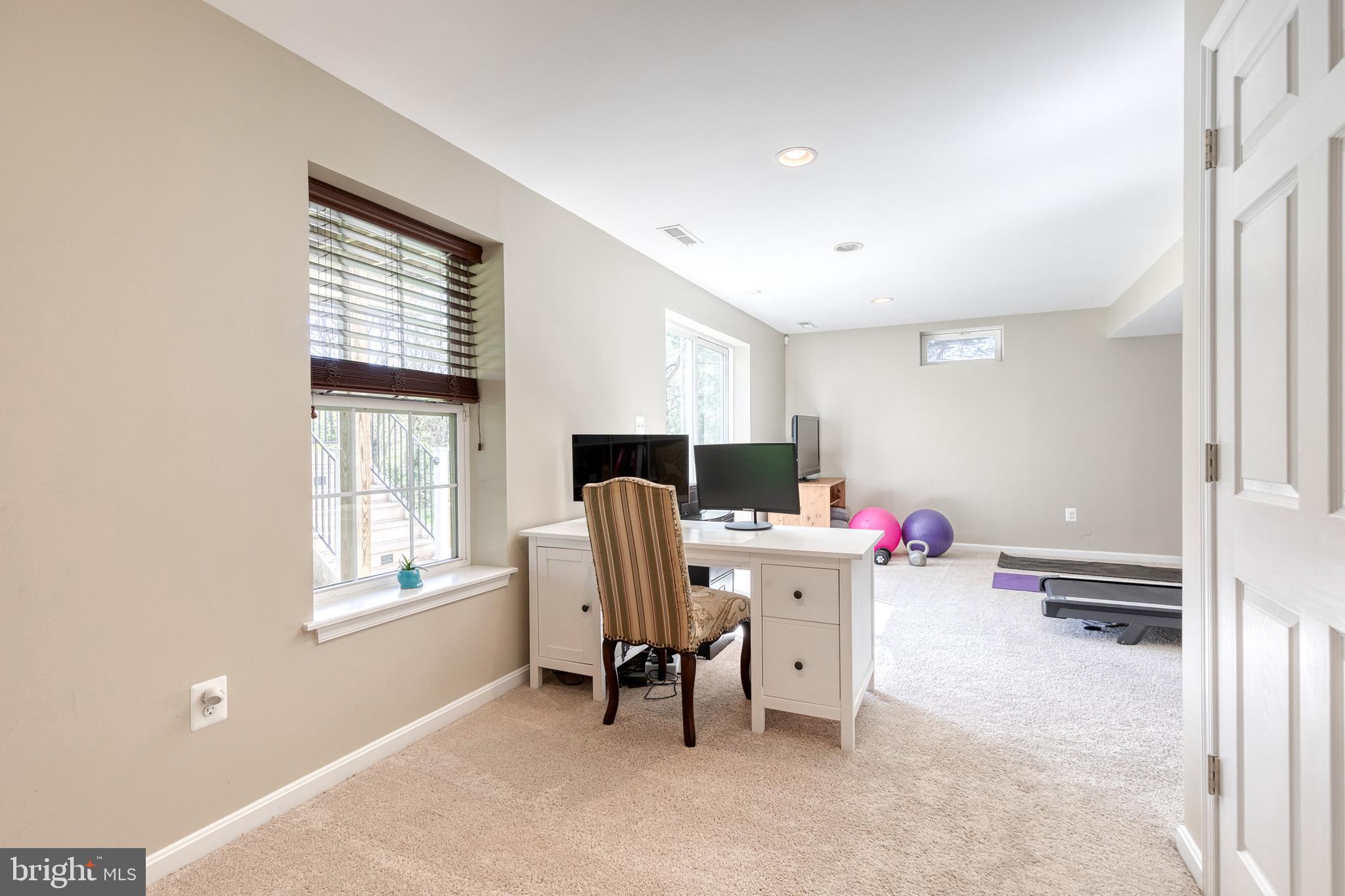 CASCADE OVERLOOK - Residential