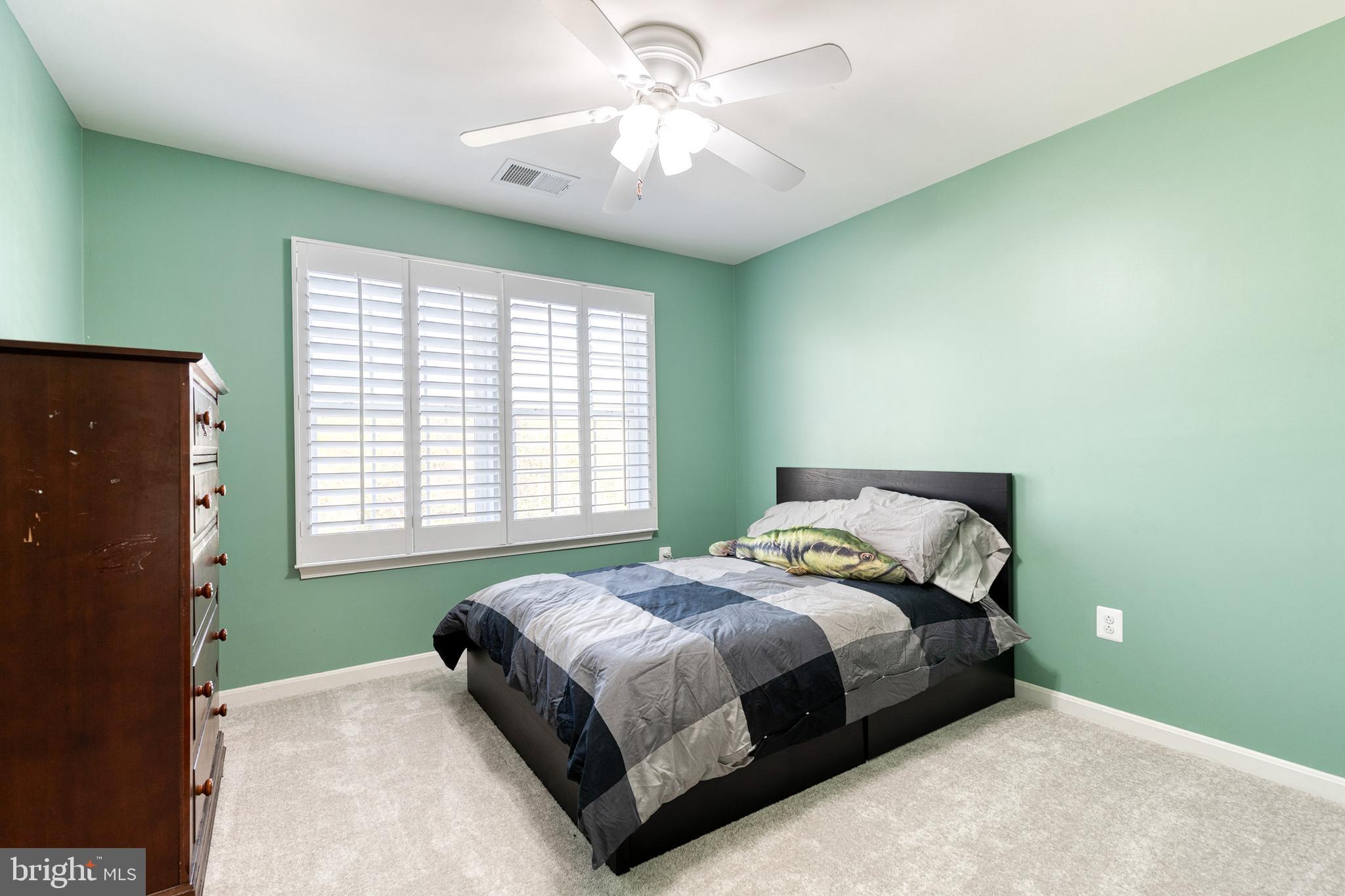 CASCADE OVERLOOK - Residential