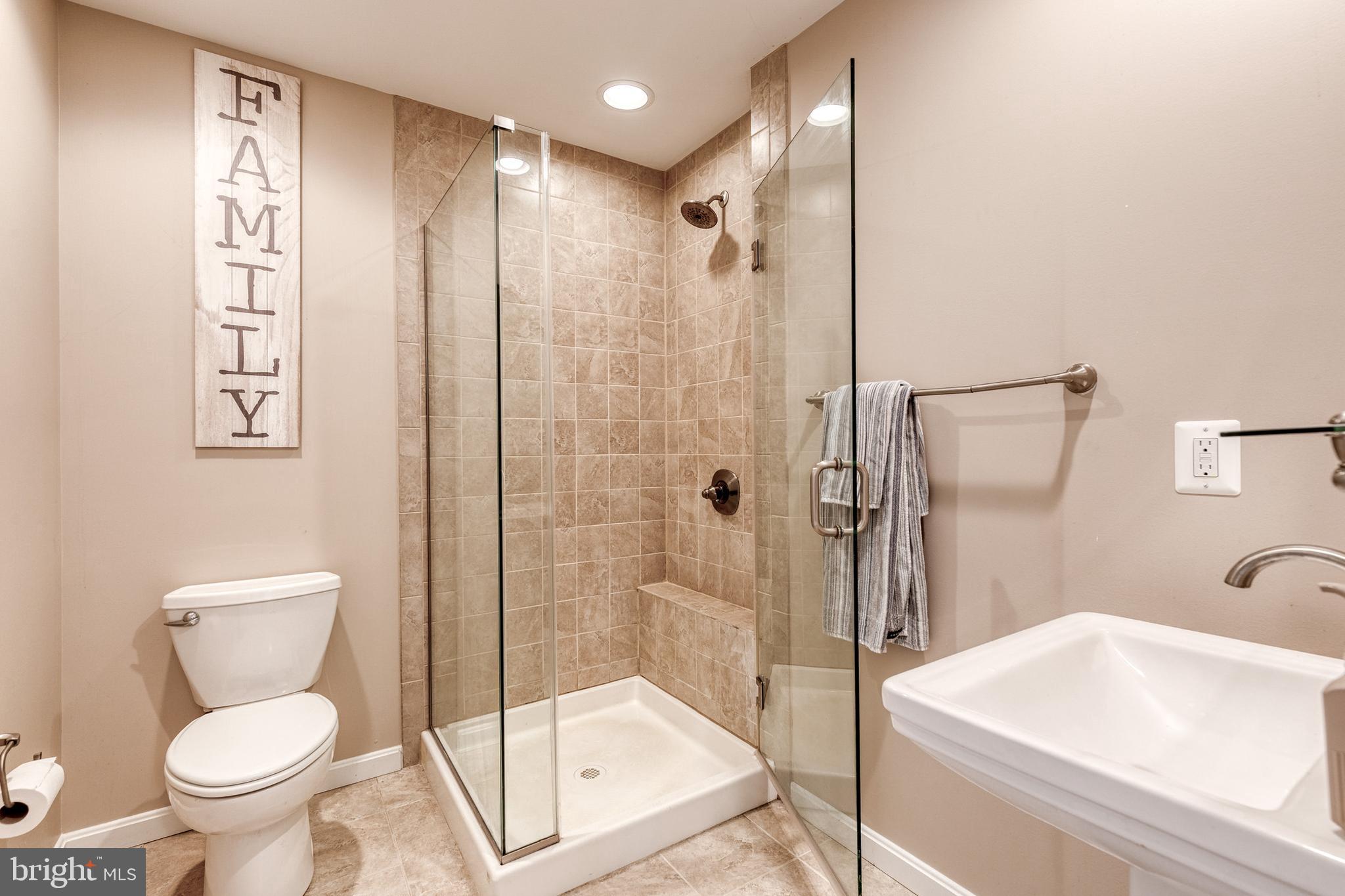 CASCADE OVERLOOK - Residential