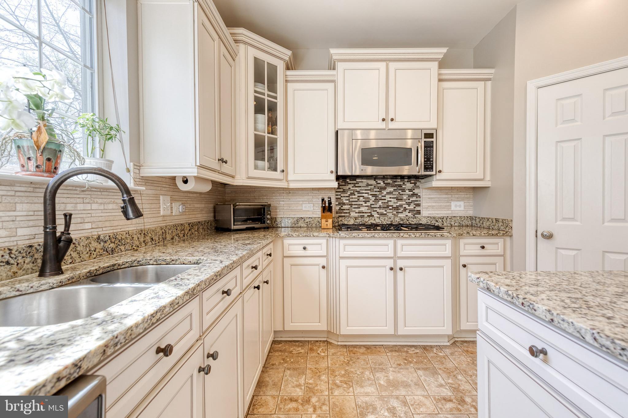 CASCADE OVERLOOK - Residential