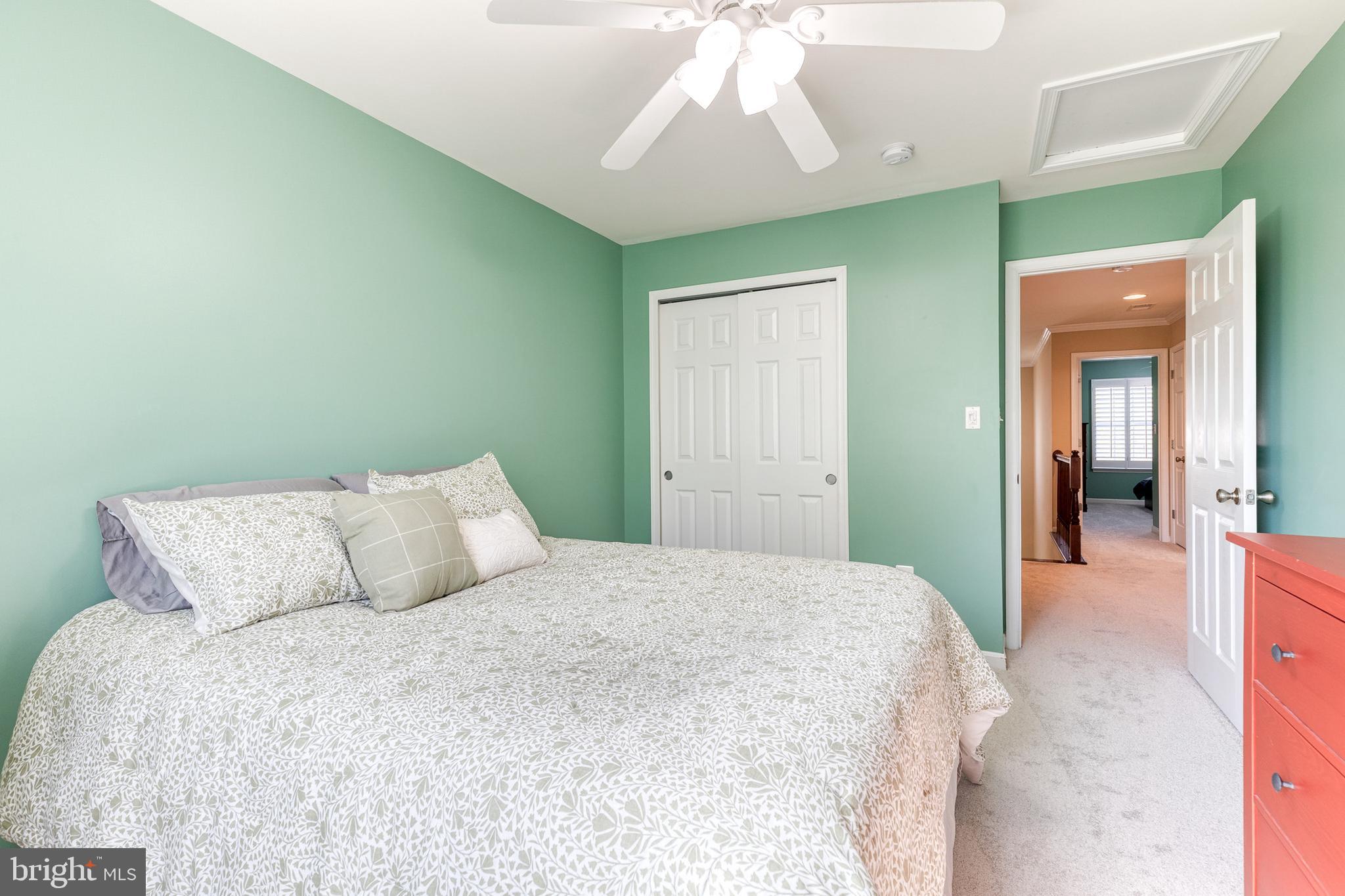 CASCADE OVERLOOK - Residential