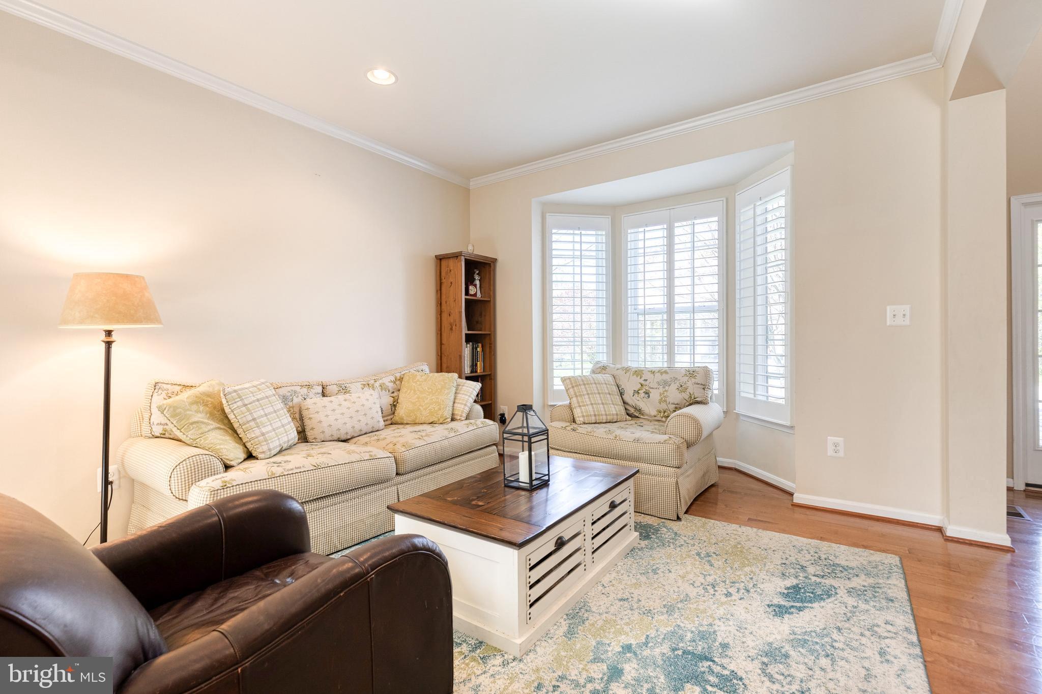 CASCADE OVERLOOK - Residential