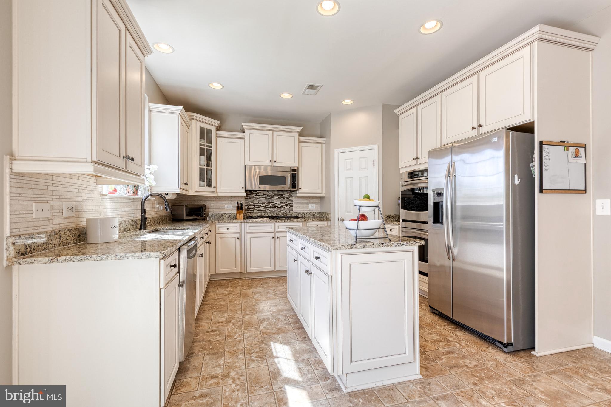 CASCADE OVERLOOK - Residential