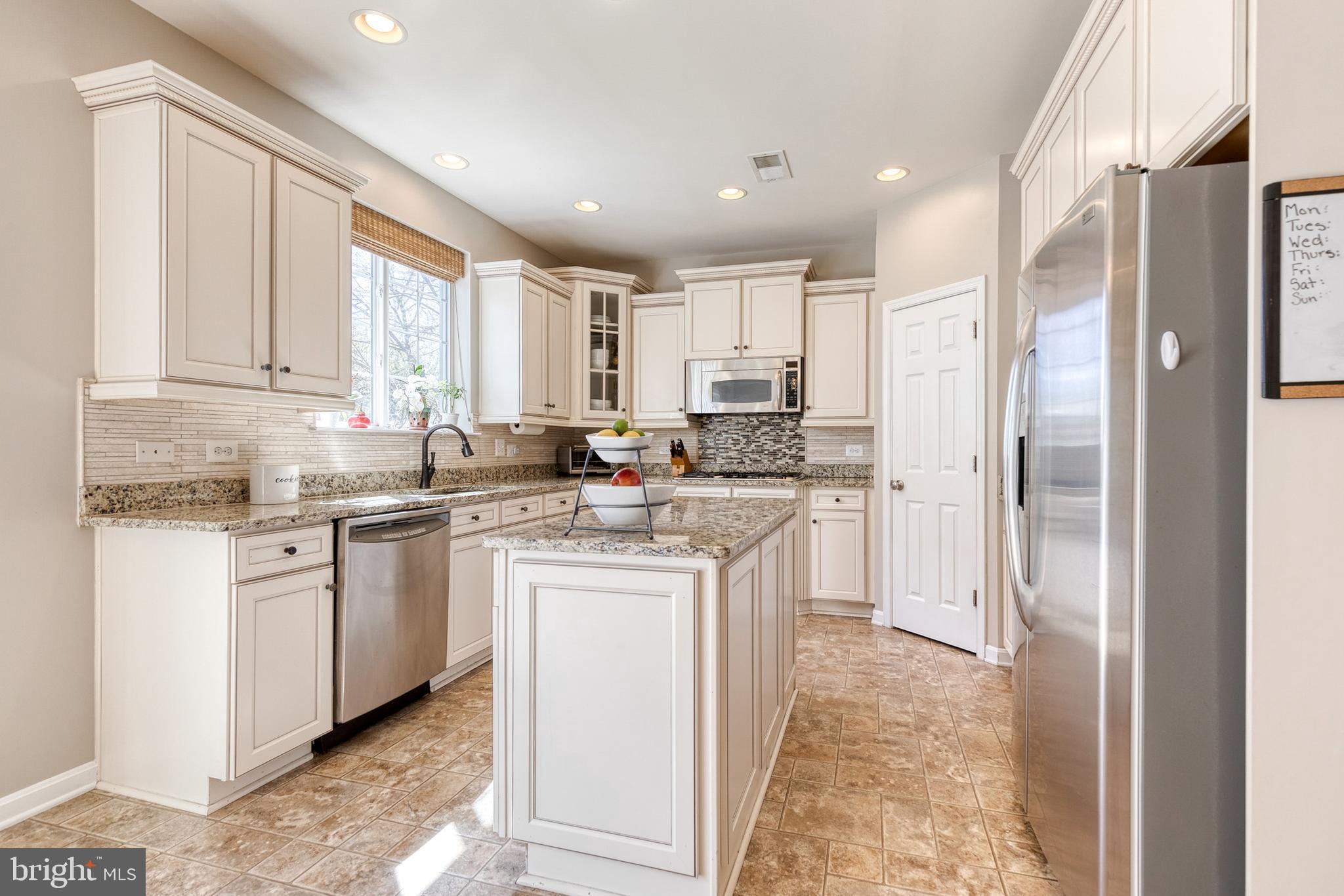 CASCADE OVERLOOK - Residential