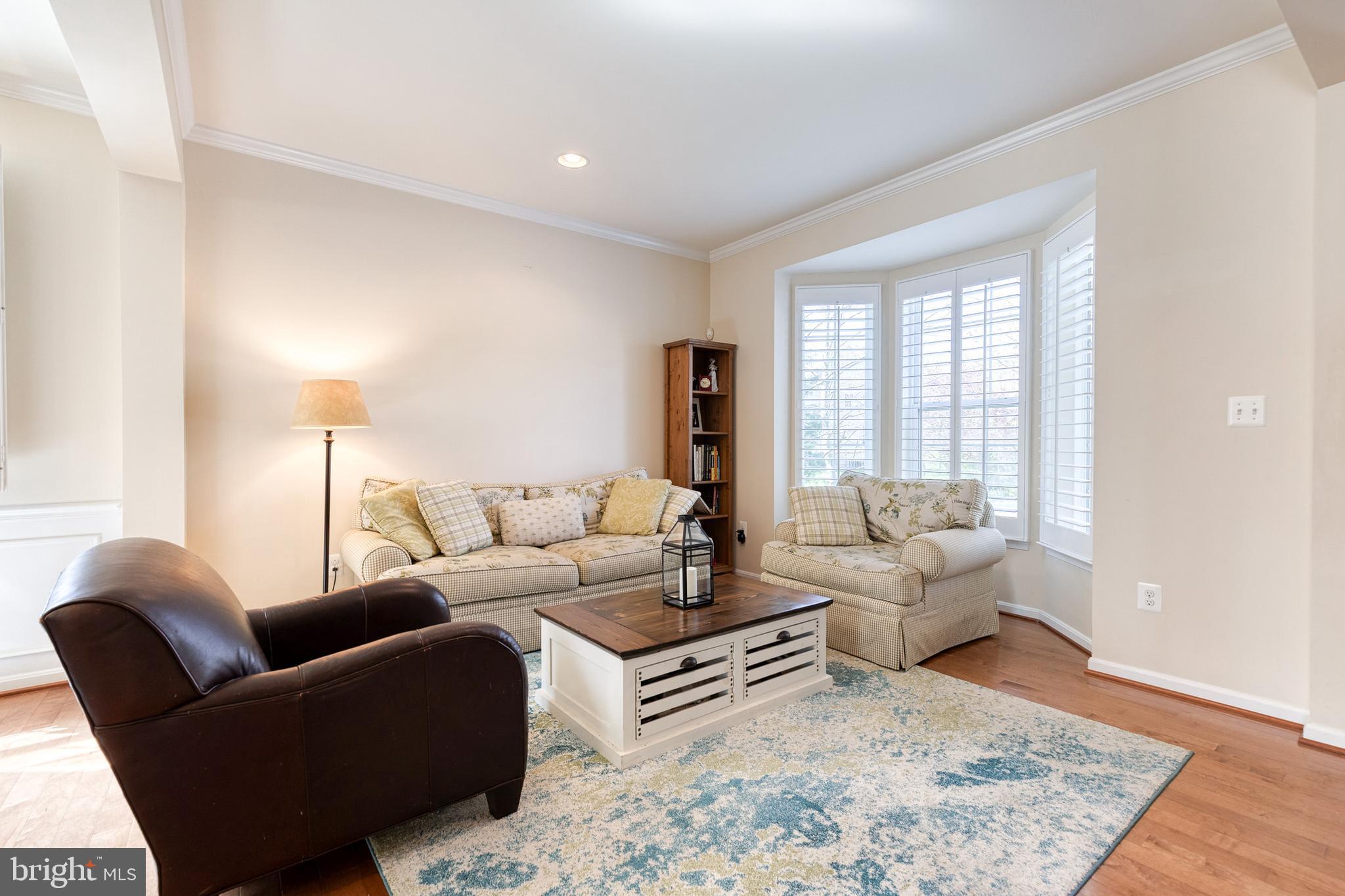 CASCADE OVERLOOK - Residential