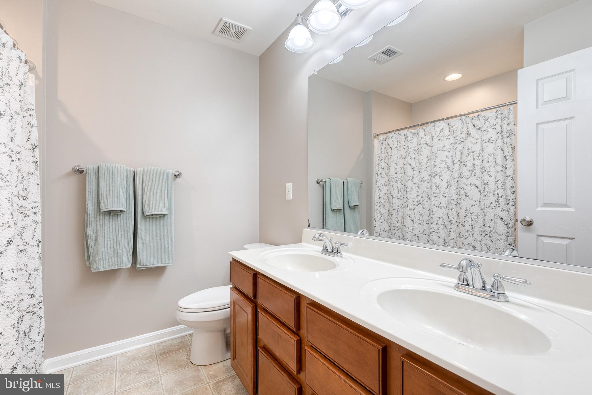 CASCADE OVERLOOK - Residential