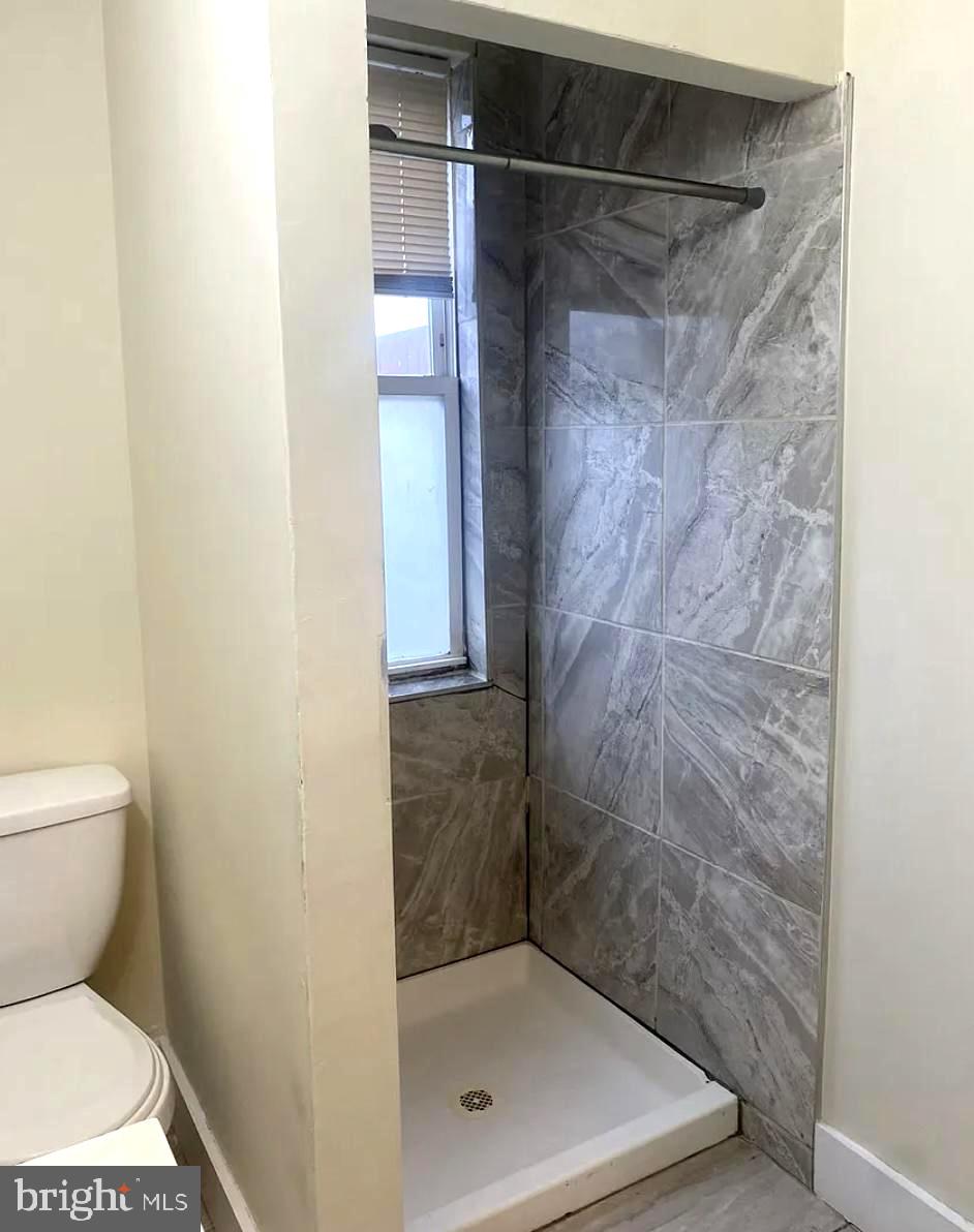 MILL HILL - Residential Lease