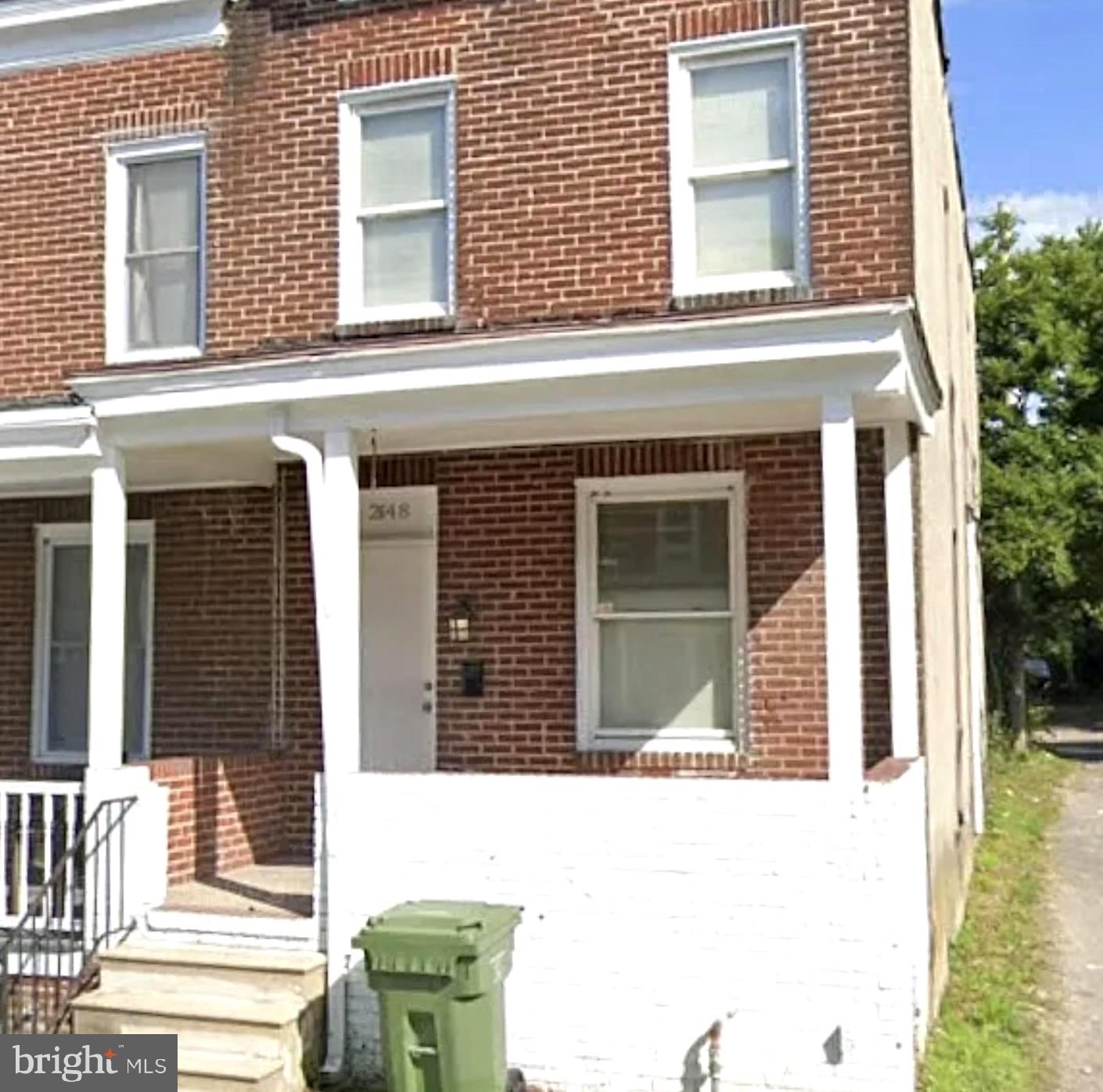 MILL HILL - Residential Lease