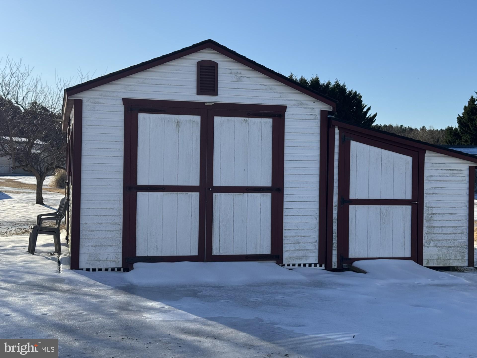 HEBRON WOODS - Residential