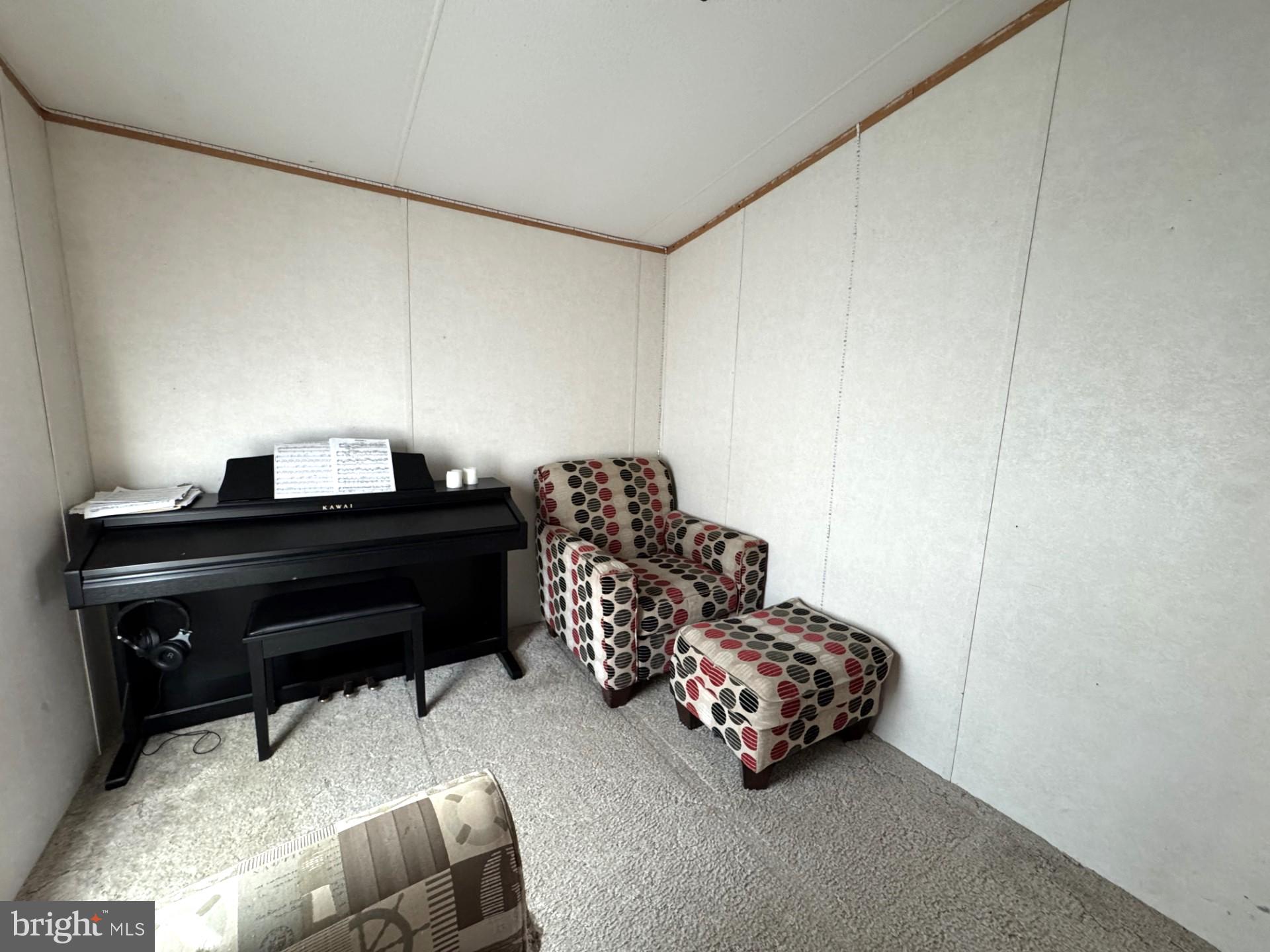 HEBRON WOODS - Residential