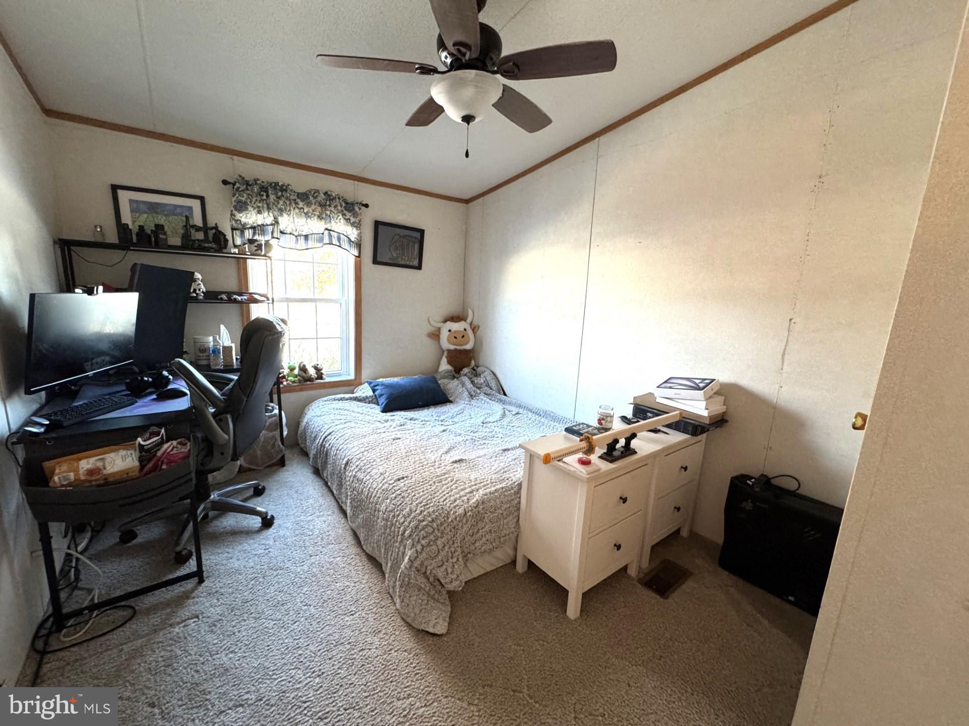 HEBRON WOODS - Residential